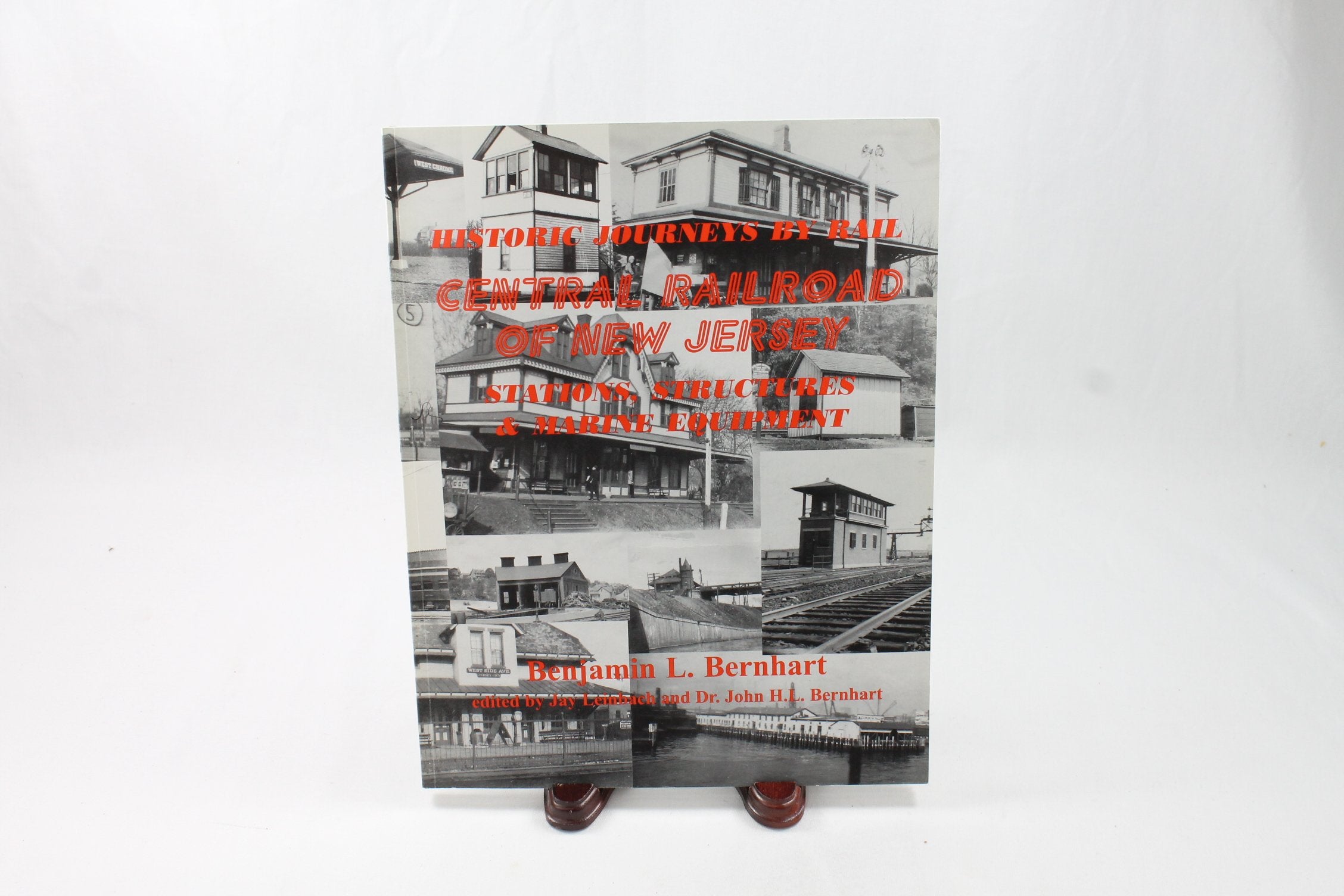 Central Railroad of New Jersey : Station, Structures & Marine Equipment - Historic Journeys By Rail Books