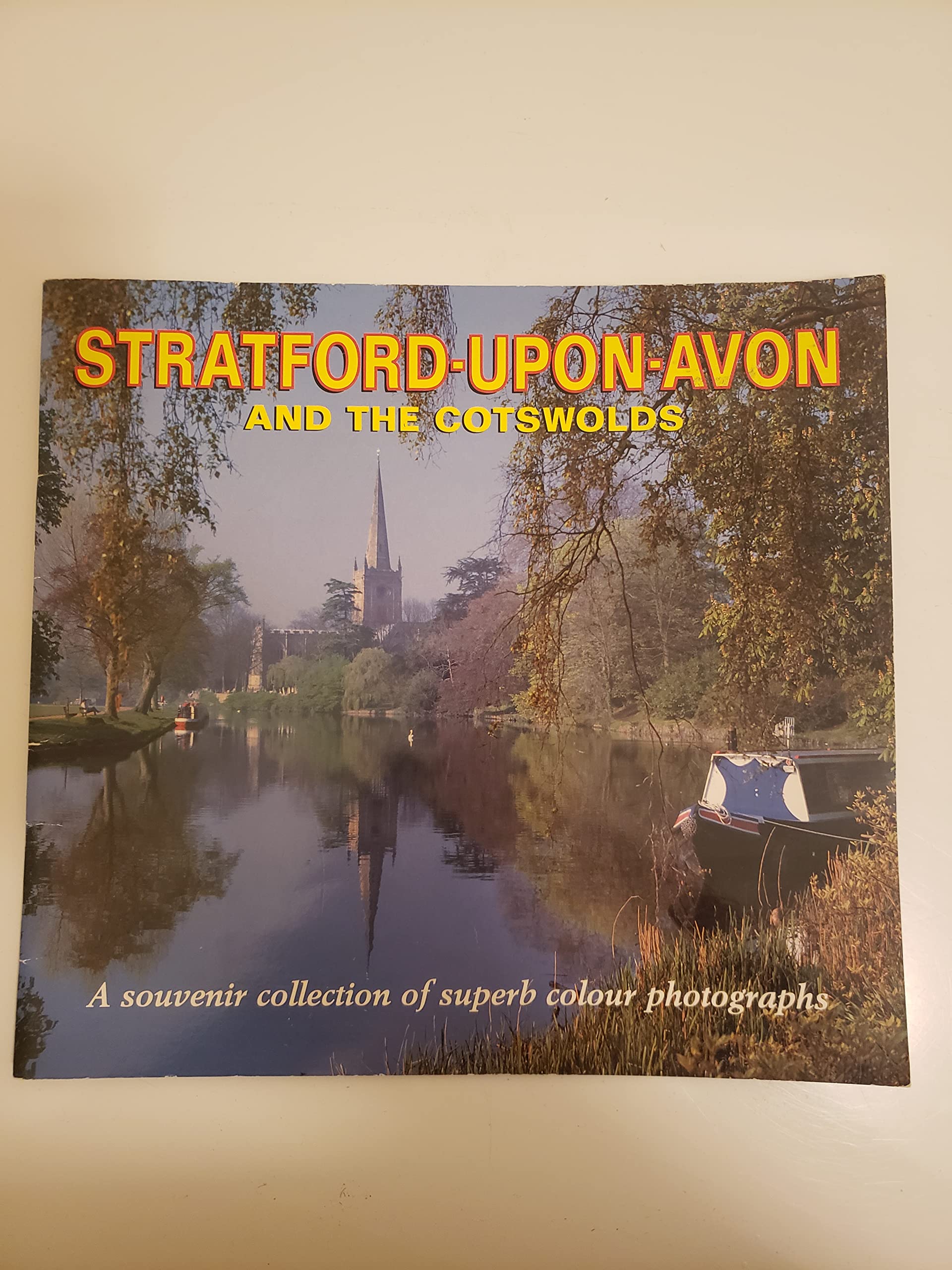 Stratford-upon-Avon and the Cotswolds: A Souvenir Collection of Superb Colour Photographs (Souvenir picture books) Travel