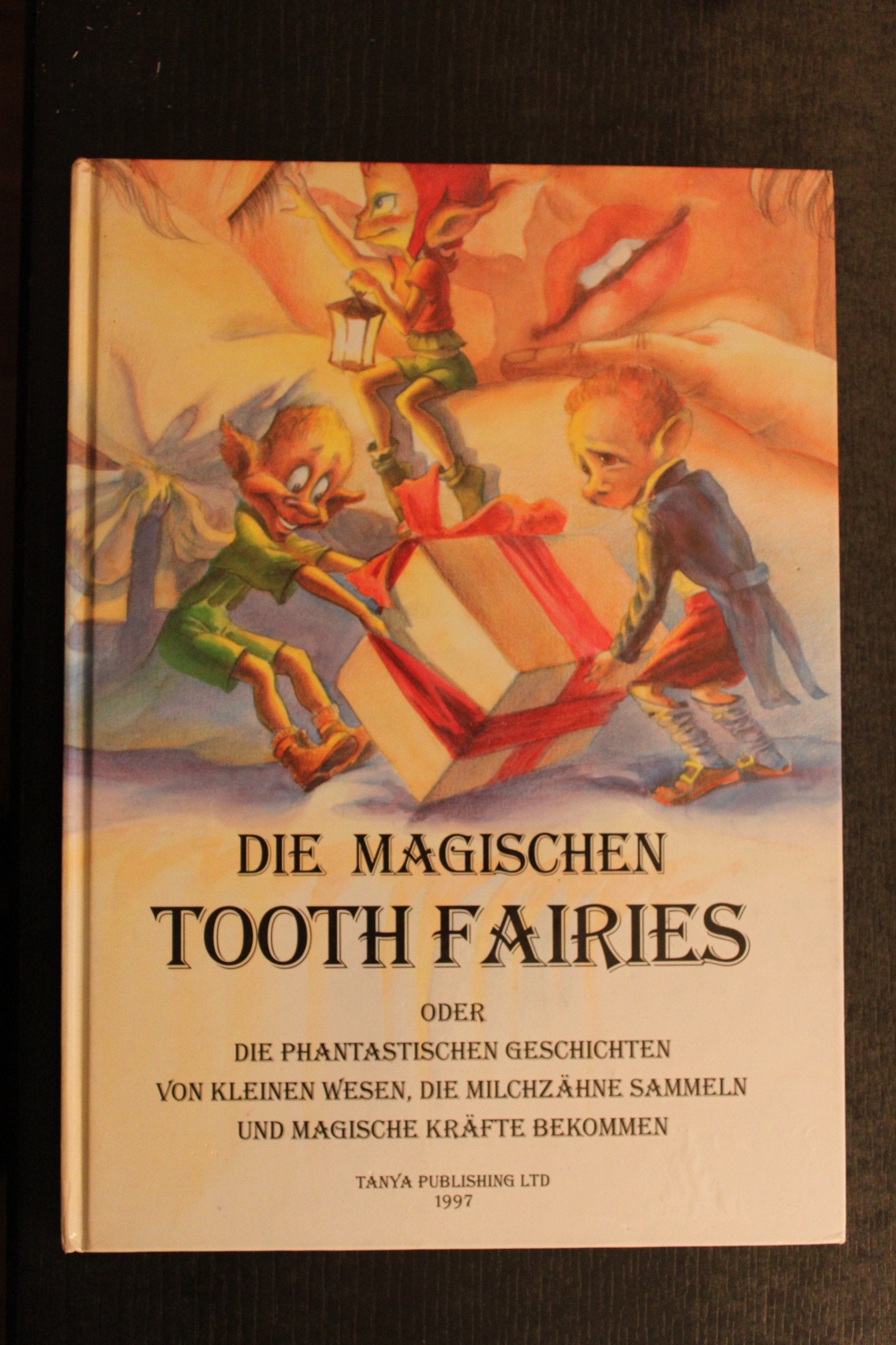 Die magischen Tooth Fairies oder Die phantastischen Geschichten von kleinen Wesen, die Milchzähne sammeln und magische Kräfte bekommen. Illustrationen von Swetlana Loutsa. Books