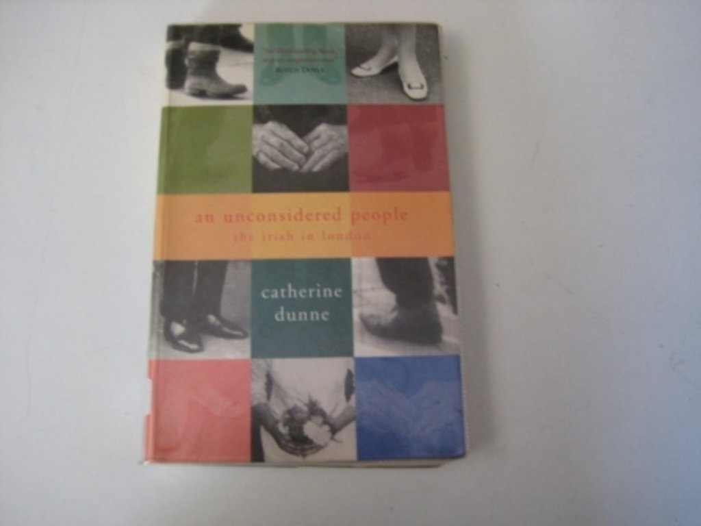 An Unconsidered People: The Irish in London Books