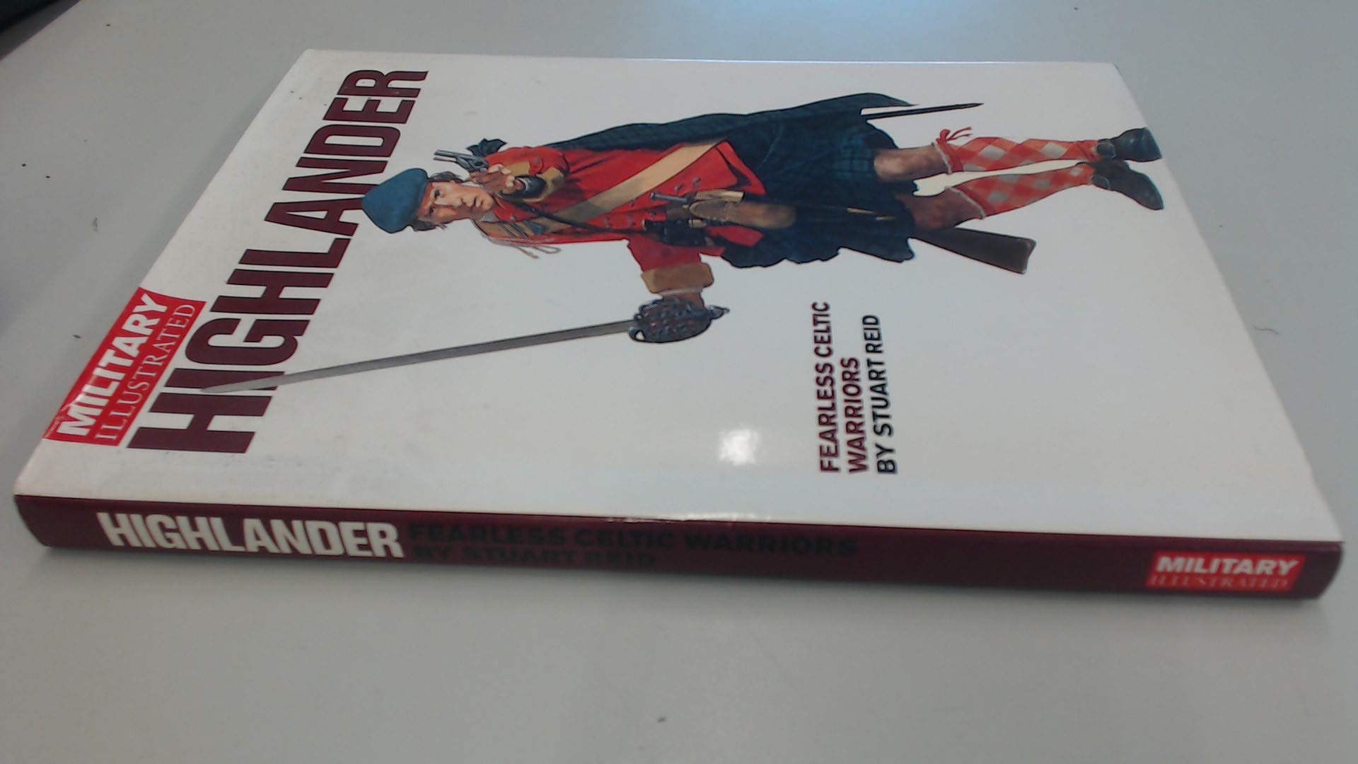 Highlander: Fearless Celtic Warriors (Classic Soldiers Series) Social Sciences
