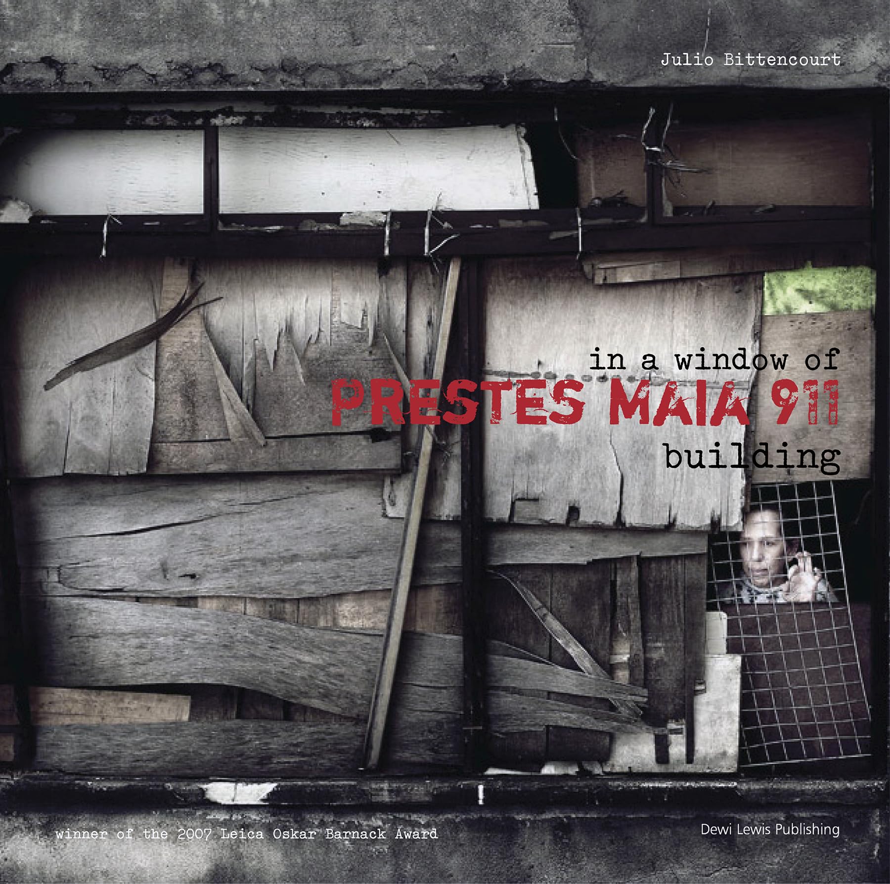 In a Window of Prestes Maia 911 Building book