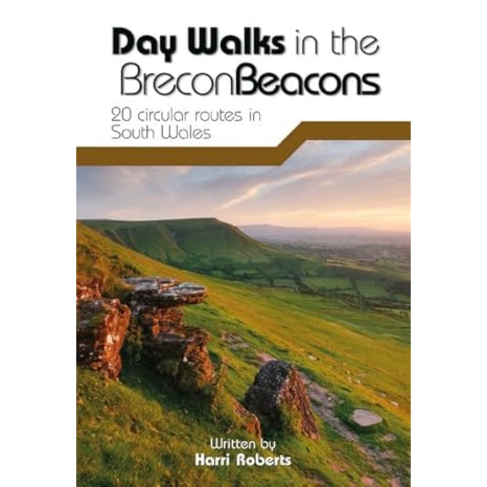 Day Walks in the Brecon Beacons: 20 circular routes in South Wales Leisure, Home & Garden