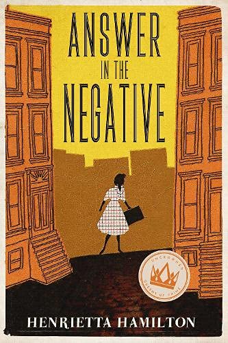 Answer in the Negative: A charming bibliophile mystery (The Sally and Johnny Heldar Mysteries) Classics