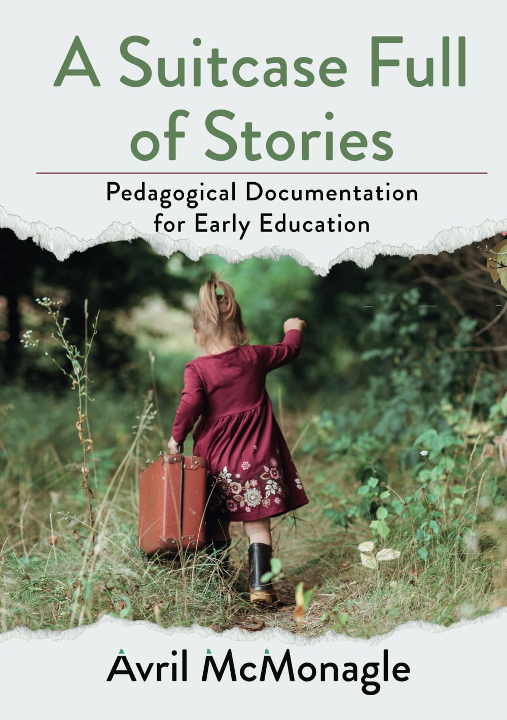 A Suitcase Full of Stories: Pedagogical Documentation for Early Education Study Guides