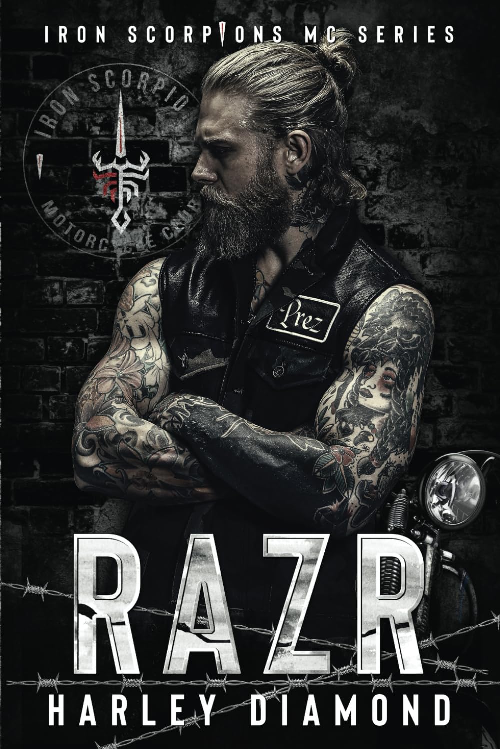 Razr (The Outlaw Chess Series, Band 3) Contemporary literature