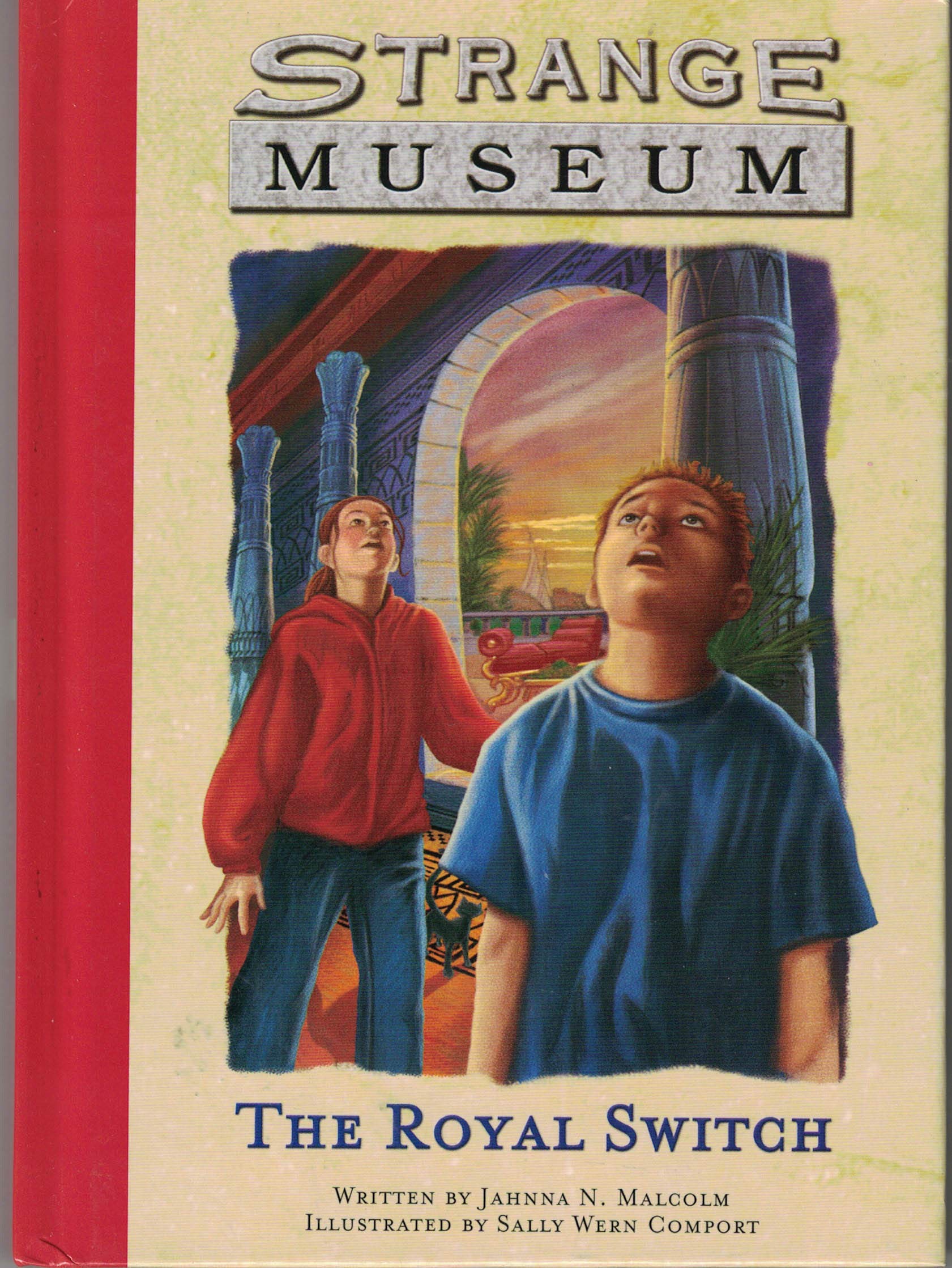Strange Musuem Box set (The Midnight Ride, Men in Green, The Royal Switch, Pirate's Revenge, volumes 1-4) book