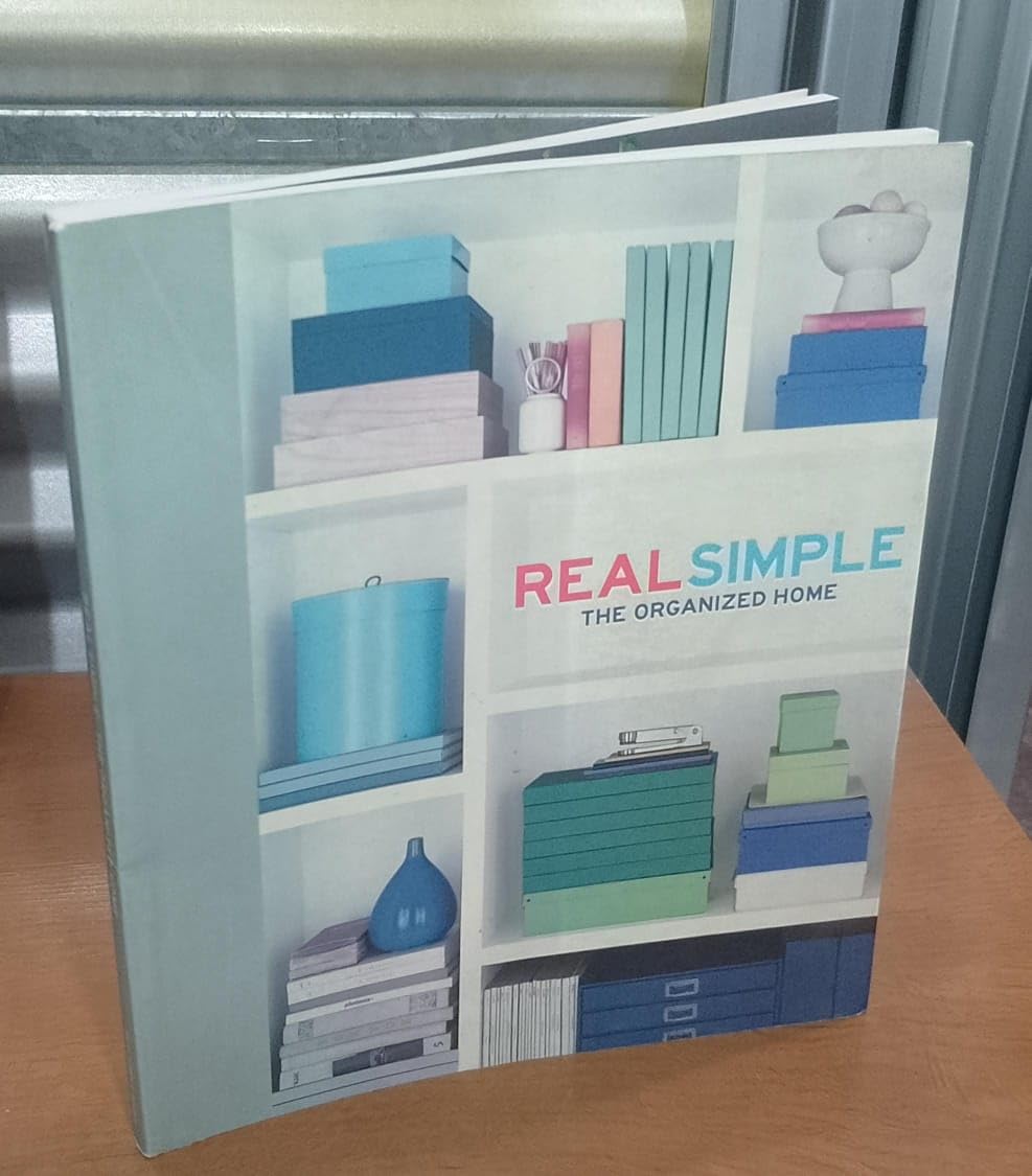 Real Simple: The Organized Home (Real Simple S.) Home & Household