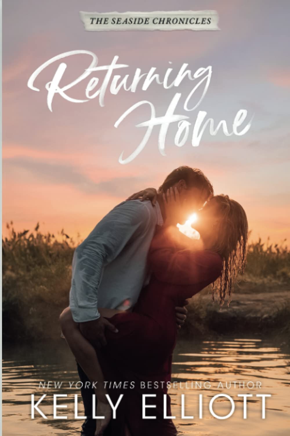 Returning Home (The Seaside Chronicles, Band 1) Contemporary literature