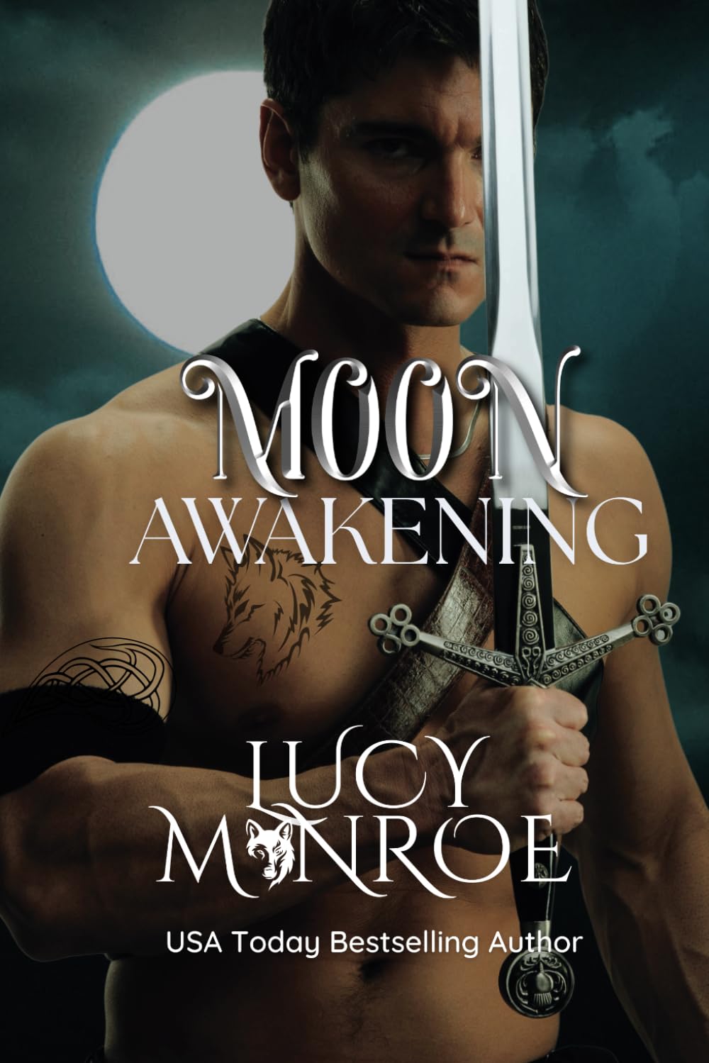Moon Awakening (Children of the Moon, Band 1) Romantic Fantasy