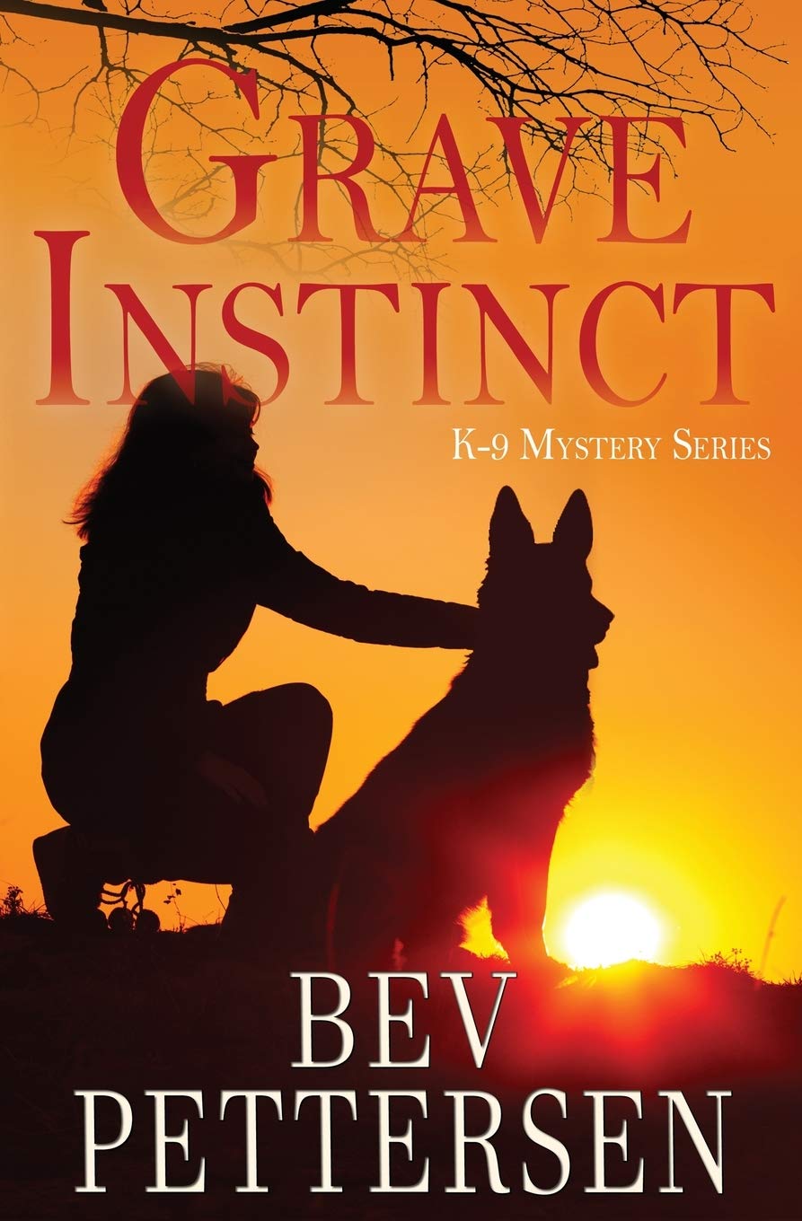 GRAVE INSTINCT (K-9 Mystery Series, Band 1) Contemporary literature