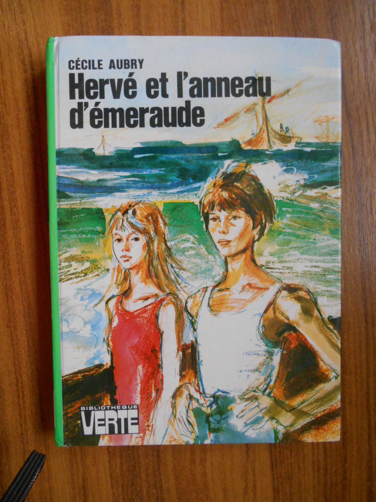 Hervé et l'anneau d'émeraude (Bibliothèque verte) Books