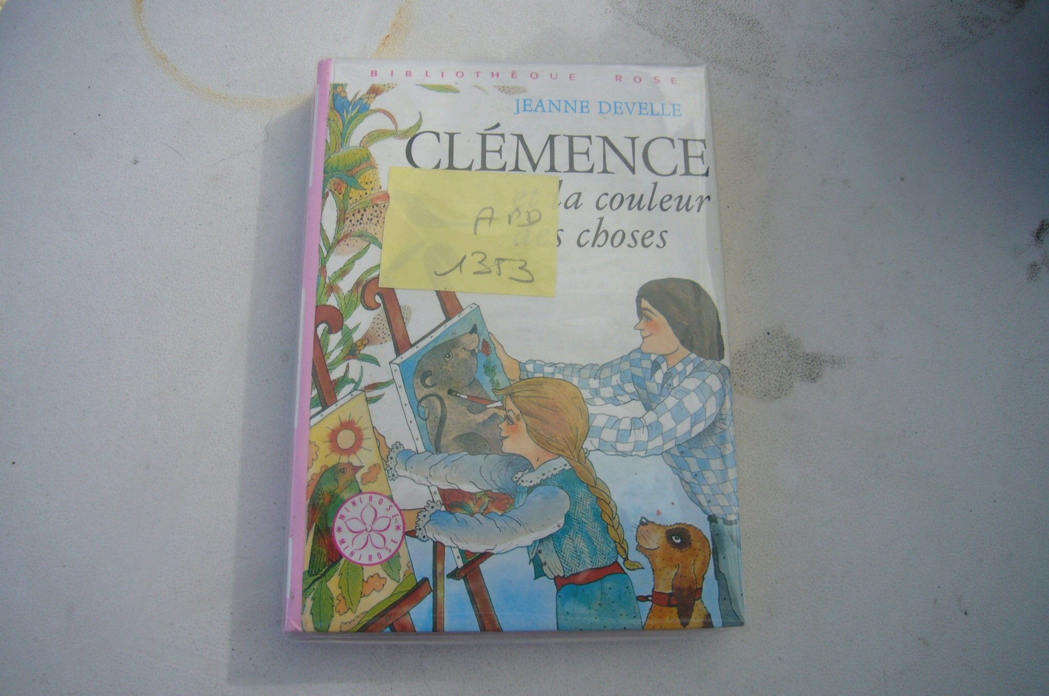 Clémence et la couleur des choses (Bibliothèque rose) book
