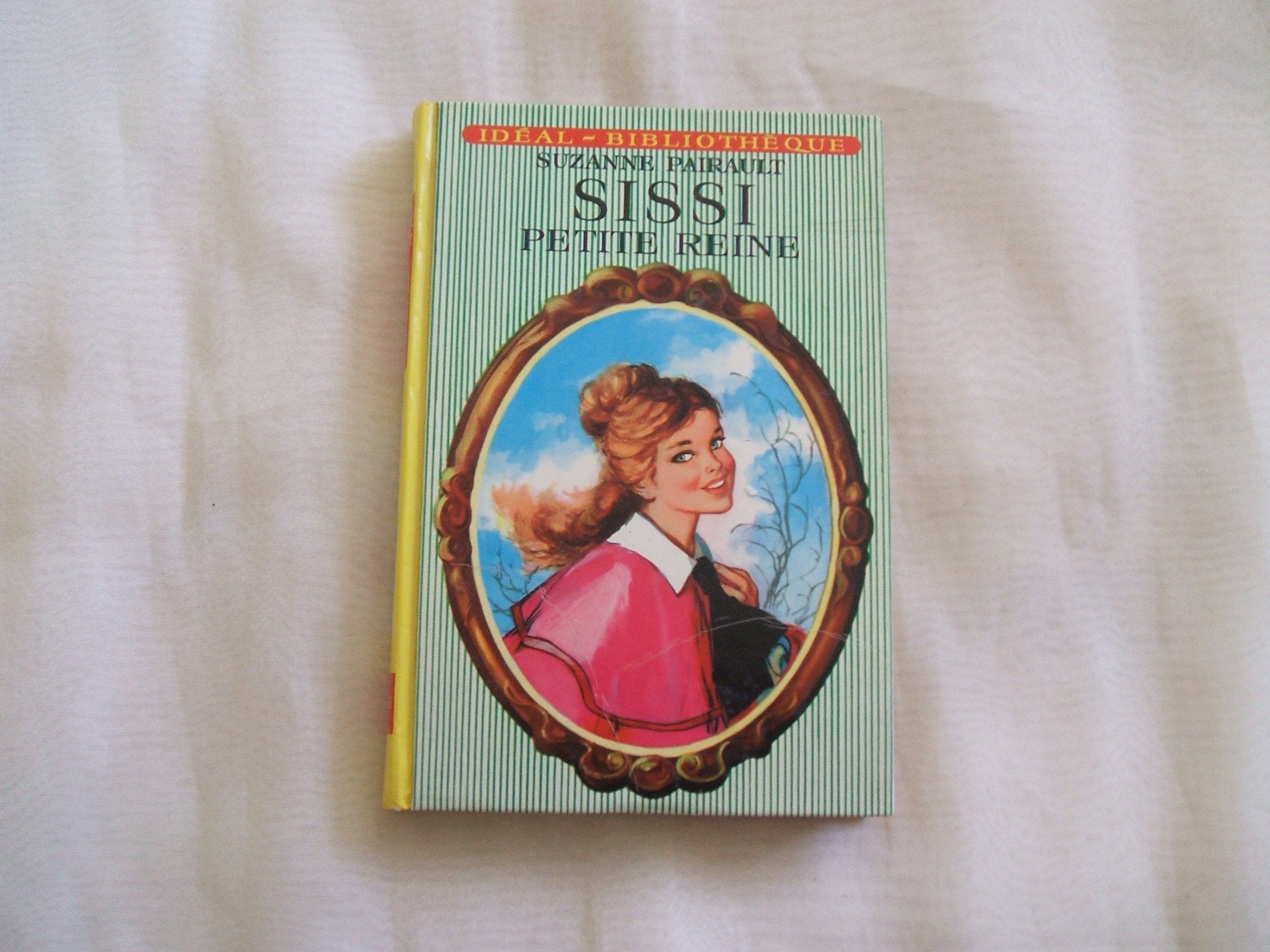 Sissi petite reine Books