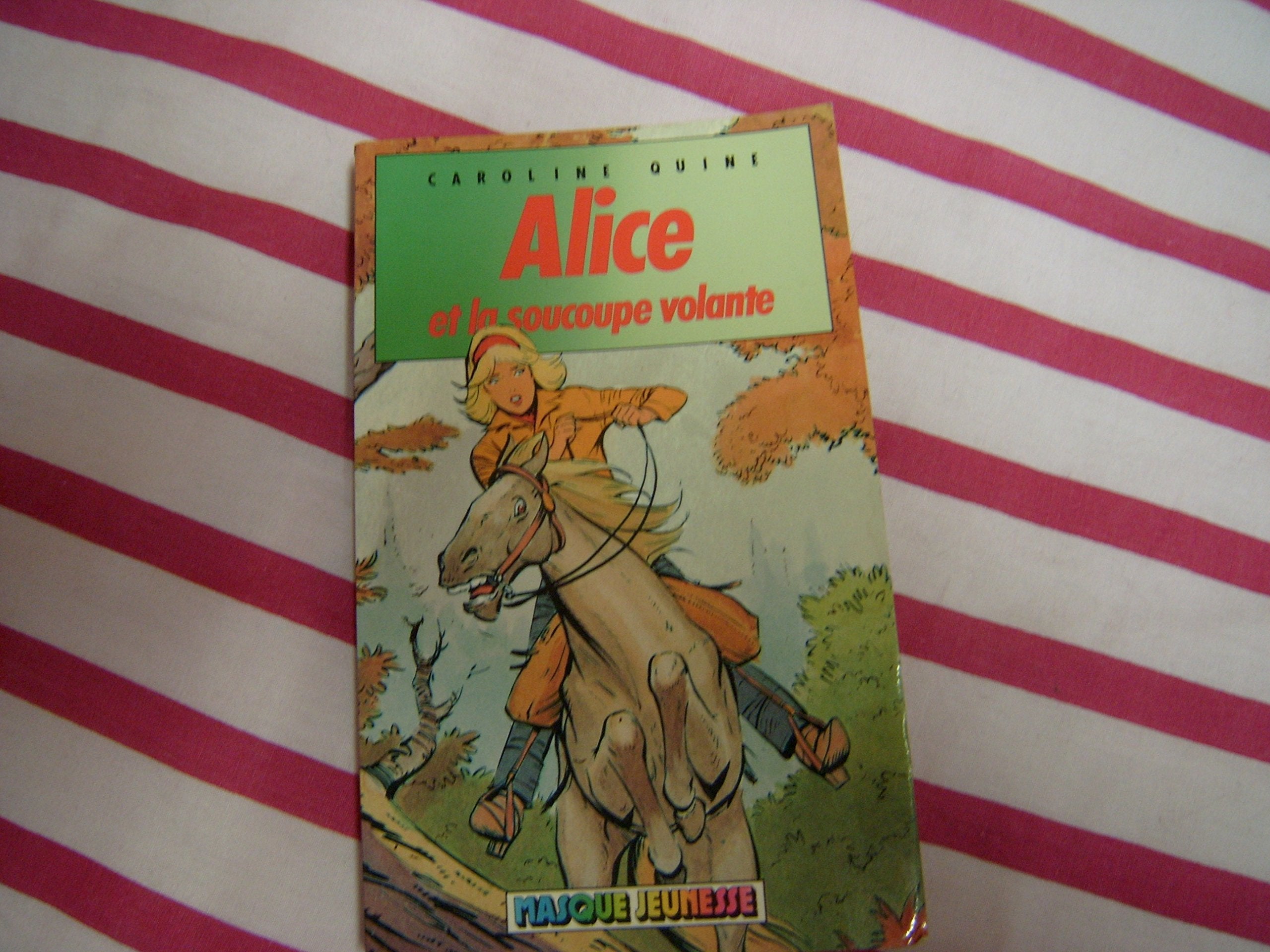 Alice et la soucoupe volante book
