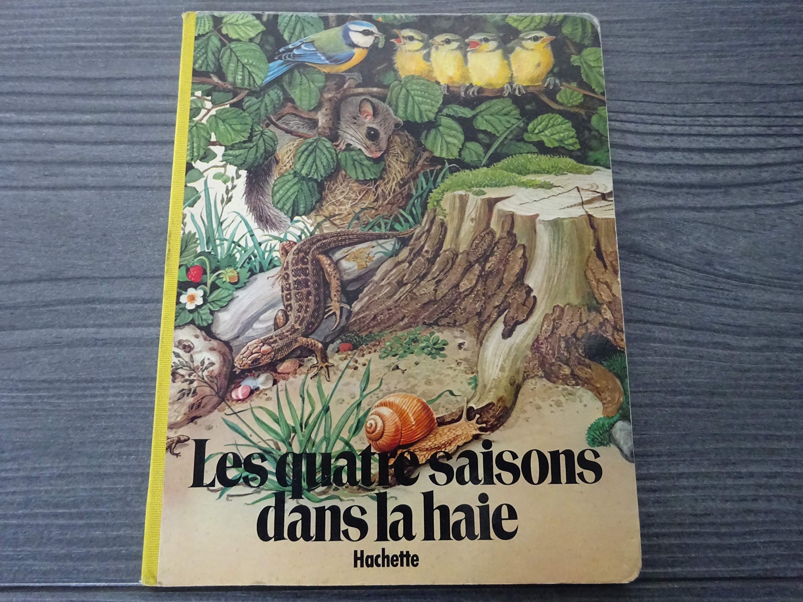Les Quatre saisons dans la haie book