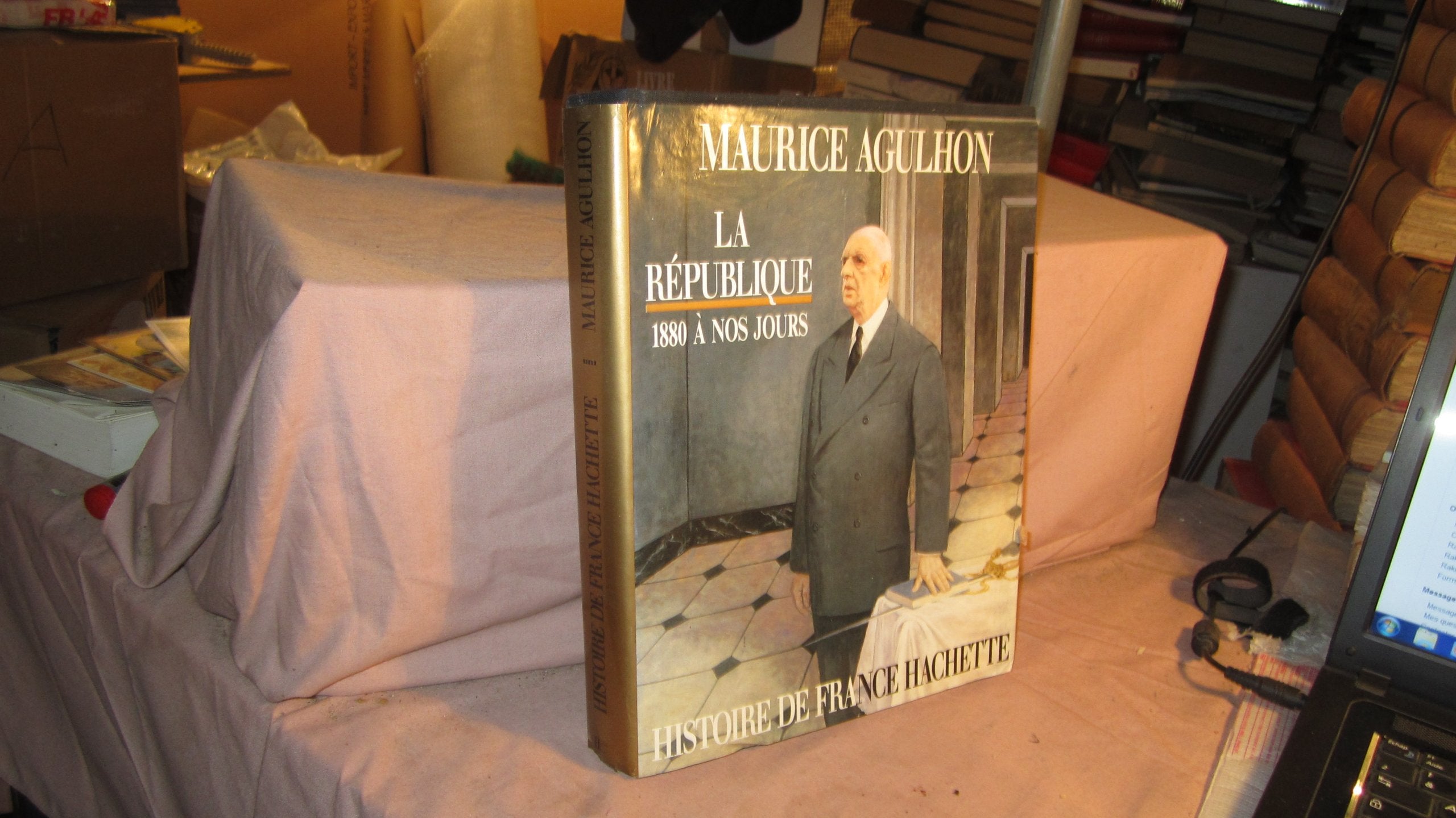 Histoire de France Hachette. Vol. 5. La République : de Jules Ferry à François Mitterrand, 1880 à nos jours Books