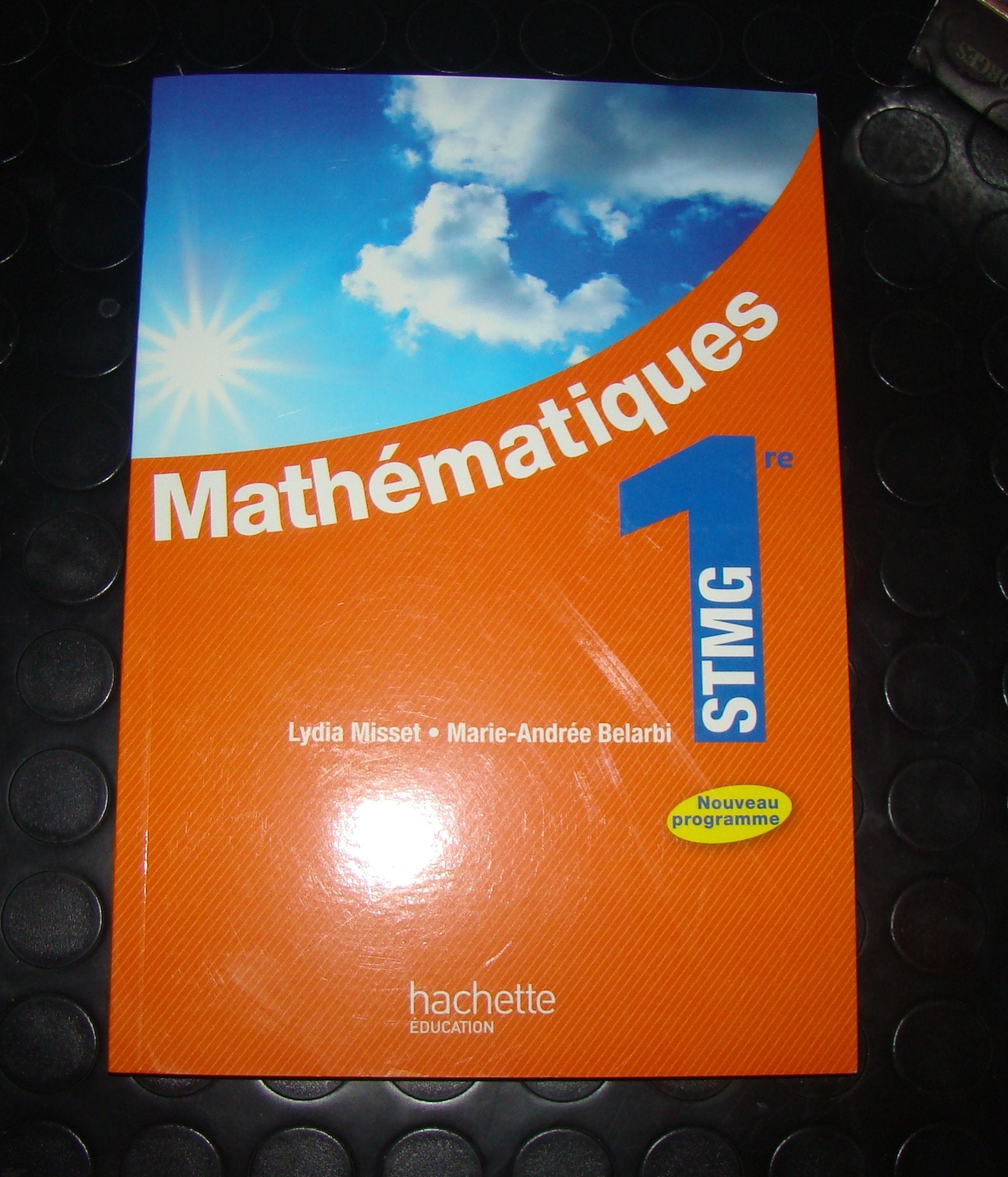 Mathématiques 1re STMG - Livre élève Format compact - Ed. 2012 book