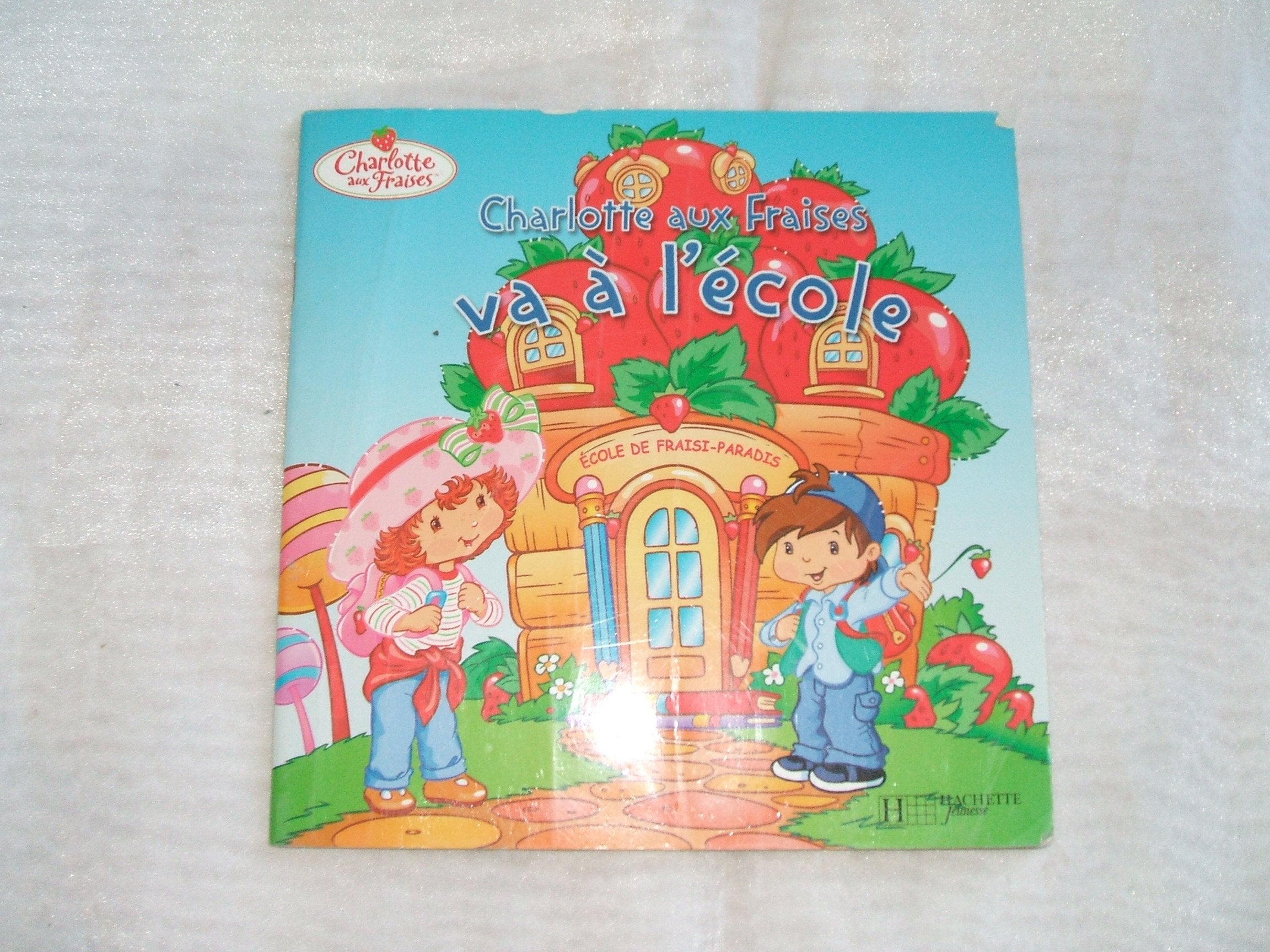 Charlotte aux Fraises va à l'école Books