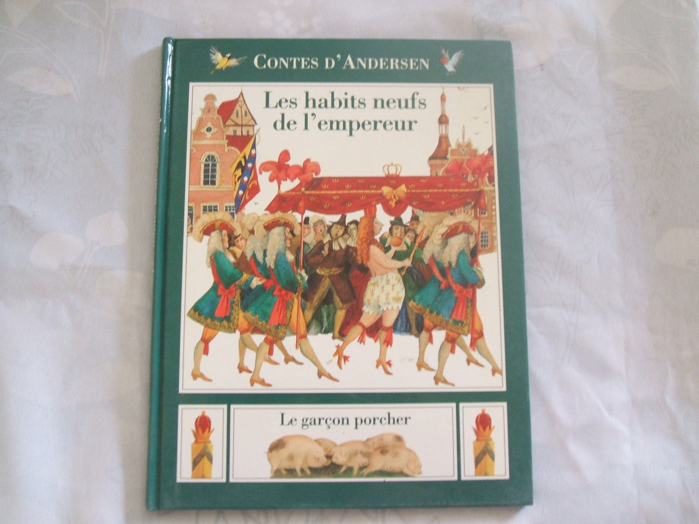 Les habits neufs de l'empereur. Le garçon porcher book