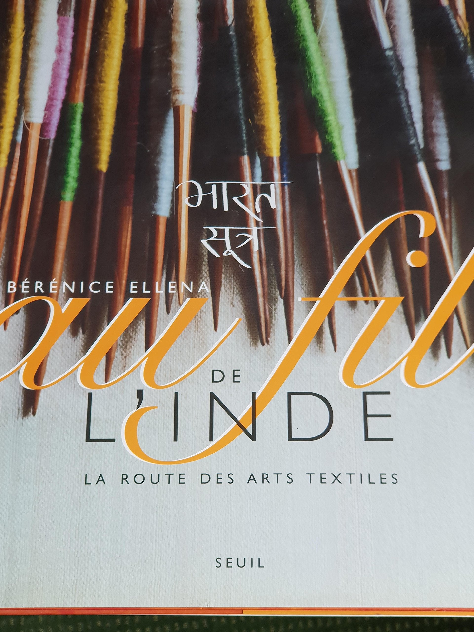 Au fil de l'Inde: La route des arts textiles Books