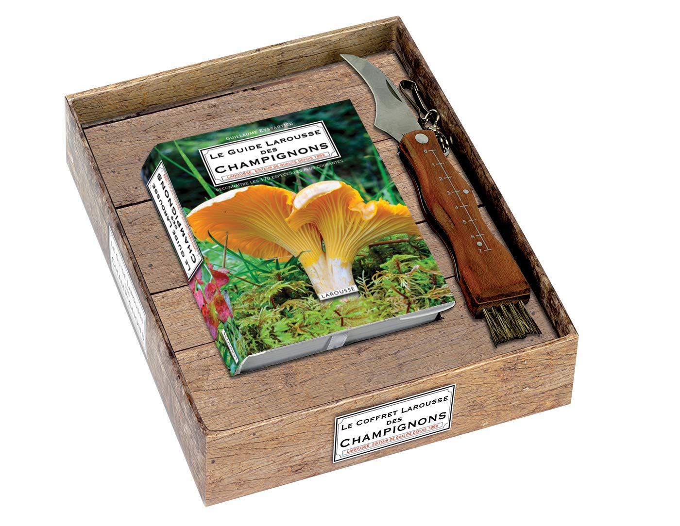 Le coffret Larousse des champignons: 1 livre et 1 couteau à champignons book