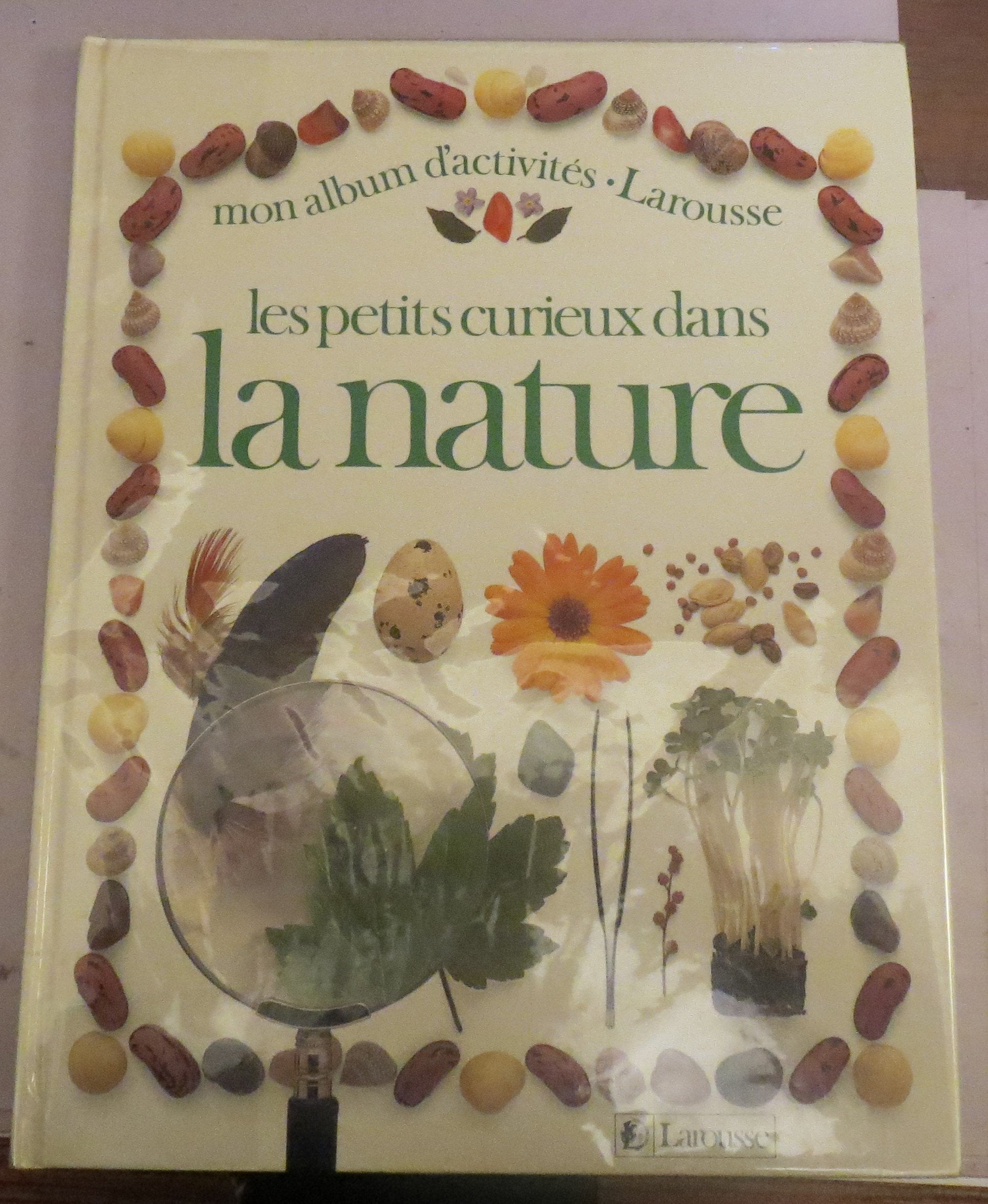 Les petits curieux dans la nature Books