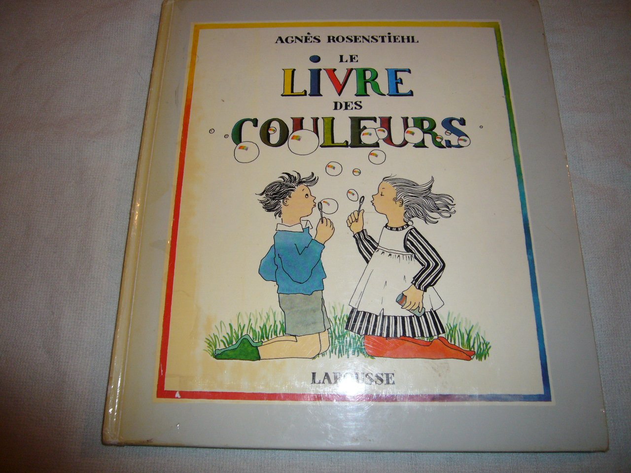 Le Livre des couleurs Books