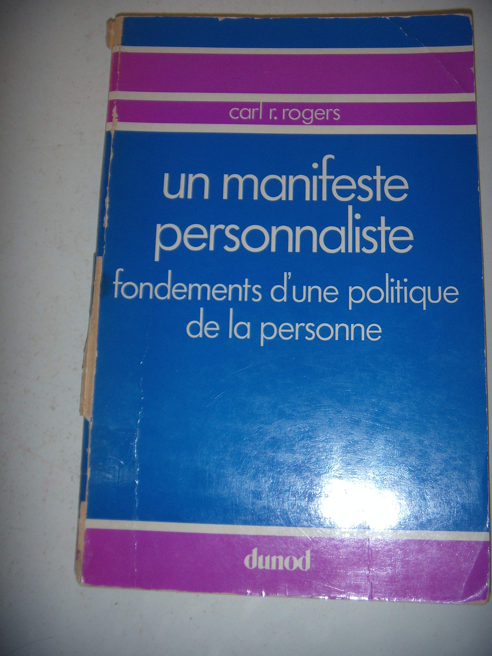 Un Manifeste personnaliste : fondements d'une politique de la personne Books