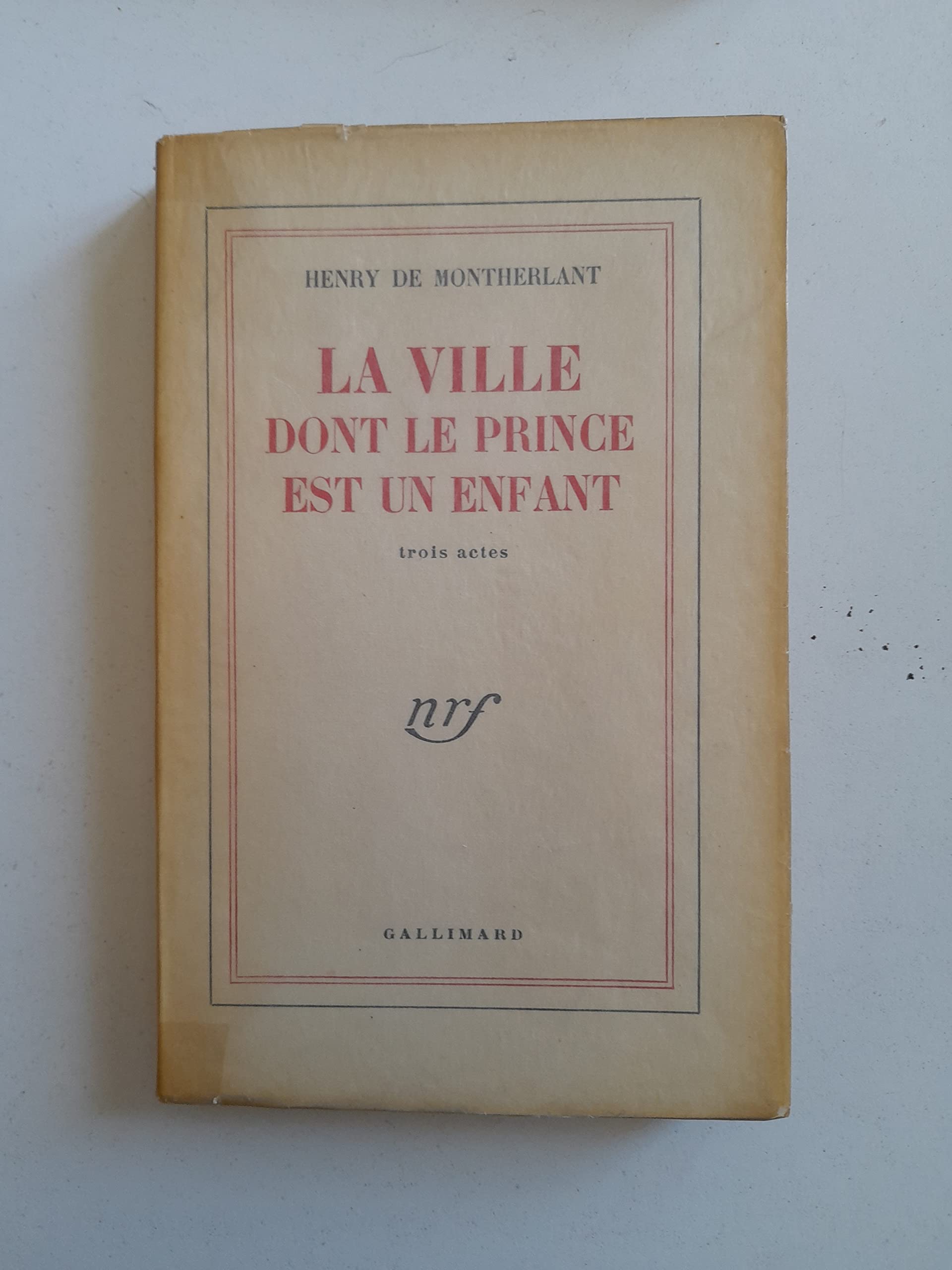 La ville dont le prince est un enfant book
