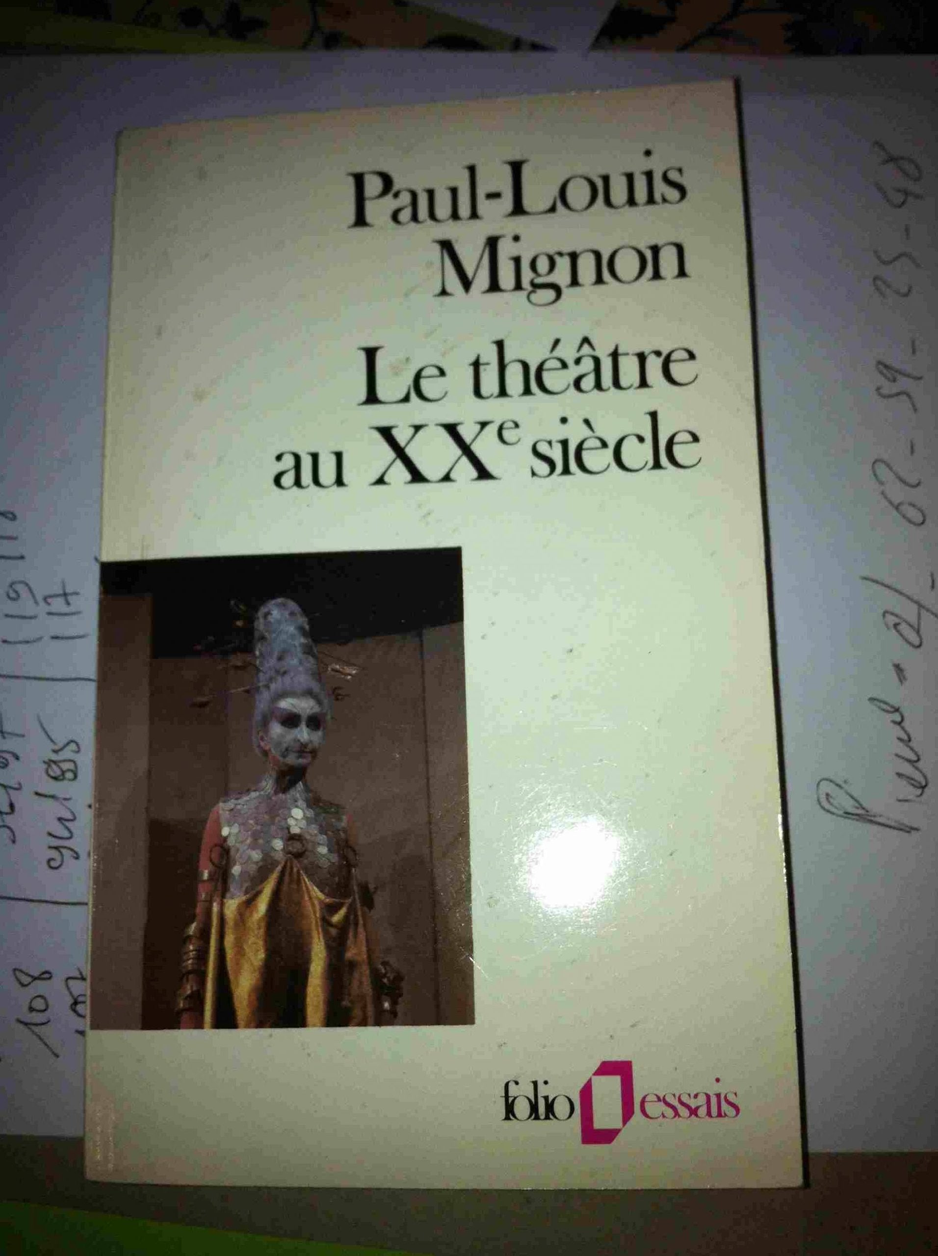 Le Théâtre au XXe siècle book