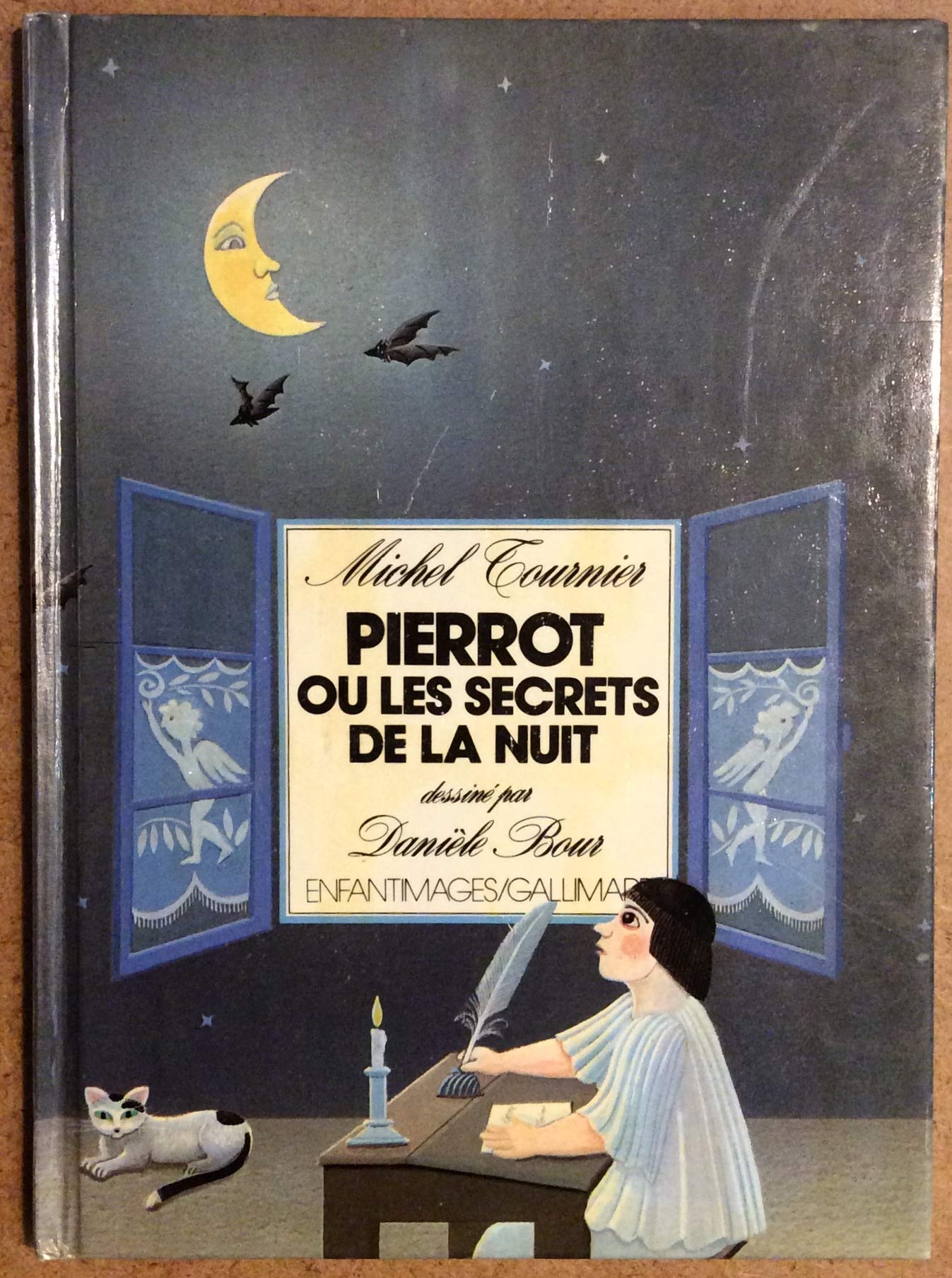 Pierrot Ou Les Secrets De La Nuit book