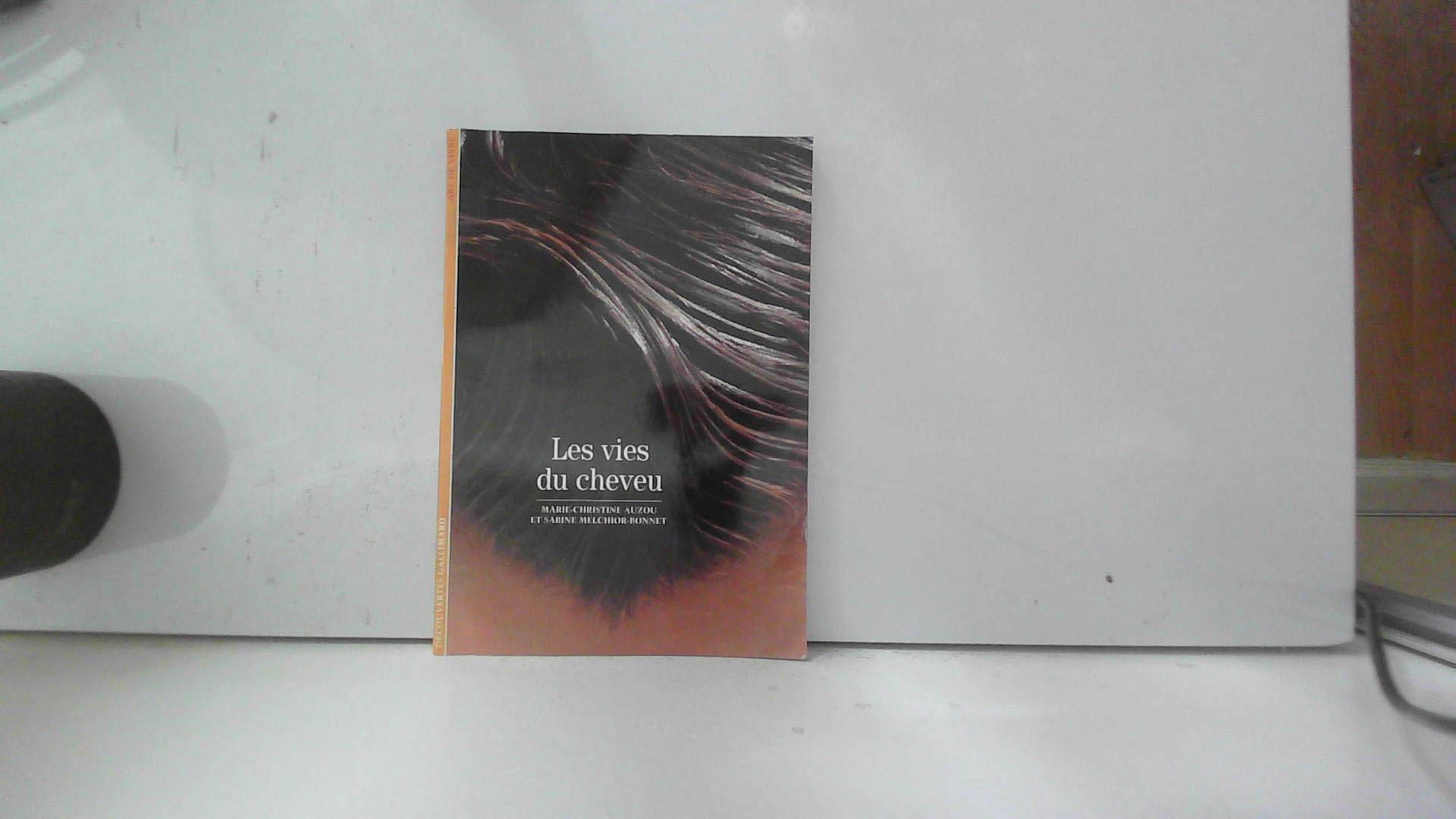 Les Vies du cheveu Essays & Short Stories