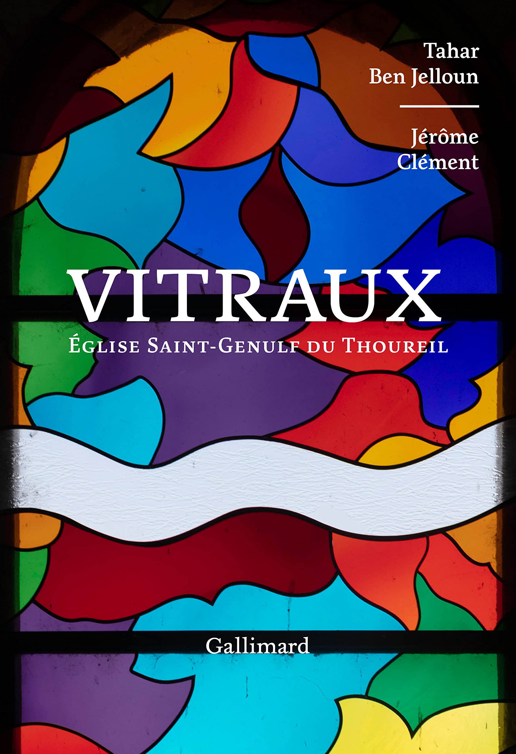 Vitraux: Église Saint-Genulf du Thoureil Essays & Short Stories