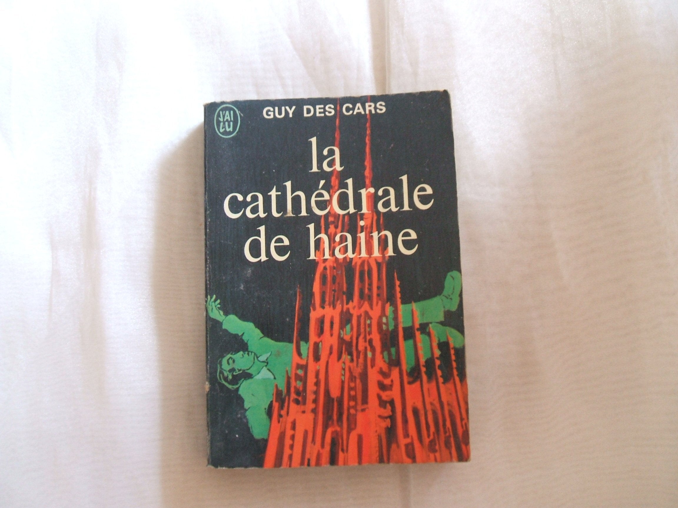 La Cathédrale de haine Contemporary literature