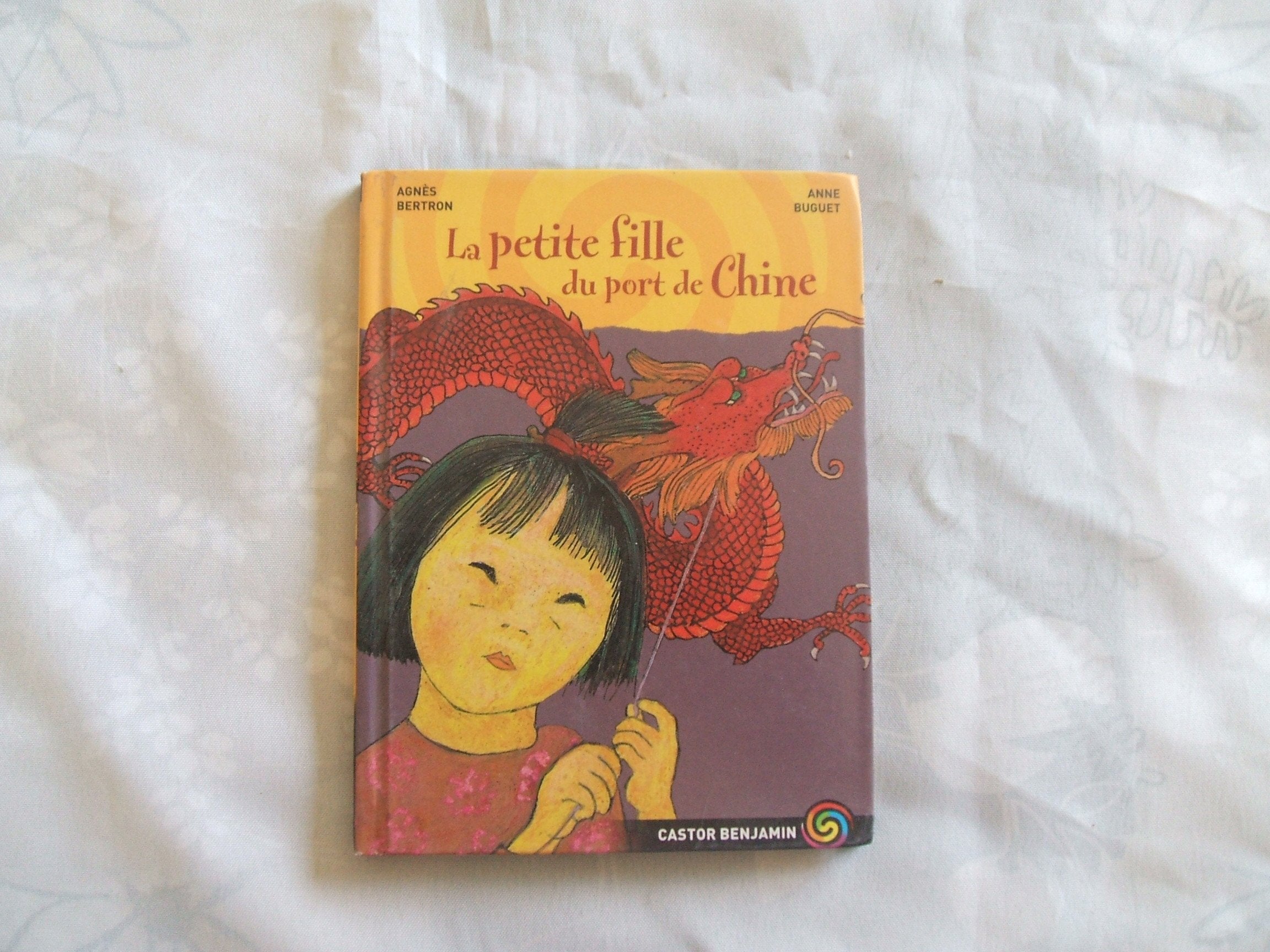La petite fille du port de Chine book