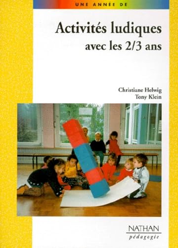 Activités ludiques avec les 2/3 ans book