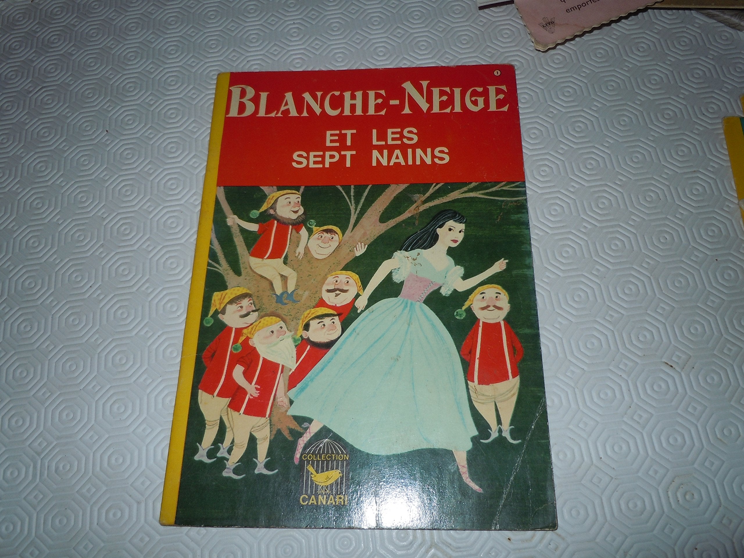 Blanche-neige et les sept nains (Nathan) Books