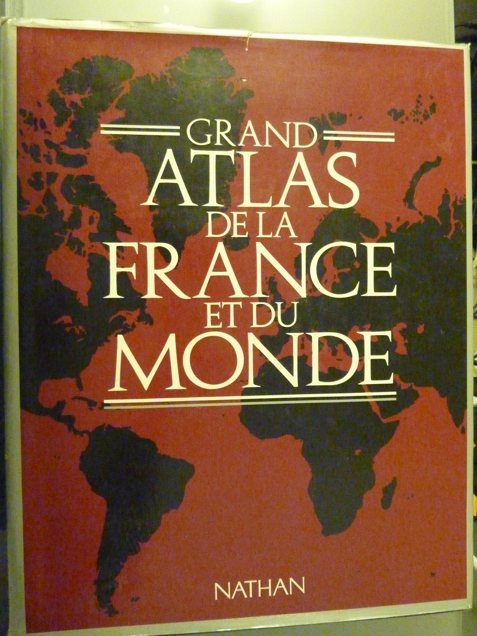 Grand atlas de la France et du monde book