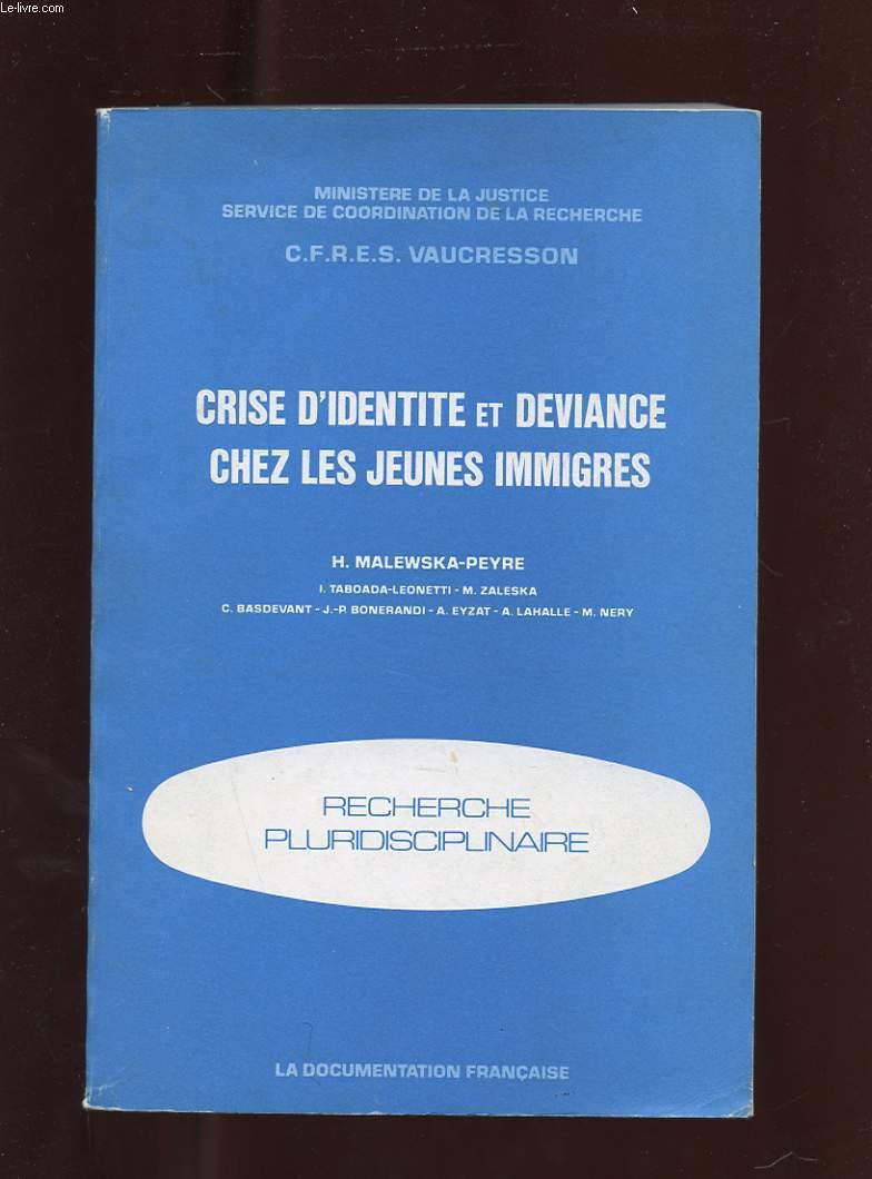 Crise d'identité et déviance des jeunes immigrés Books
