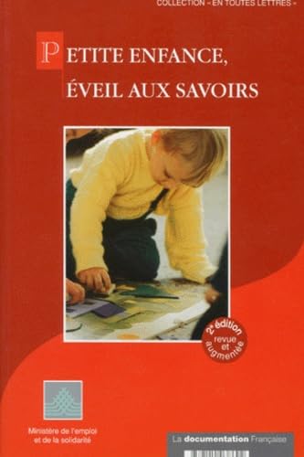 Petite enfance, éveil aux savoirs book