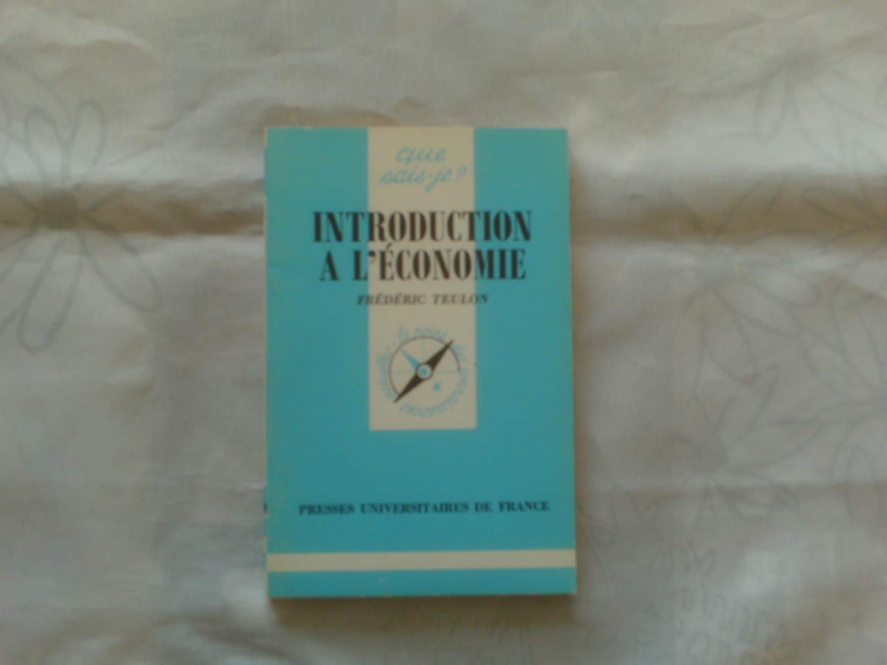 Introduction à l'économie Books