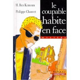 Coupable habite en face (Le) book