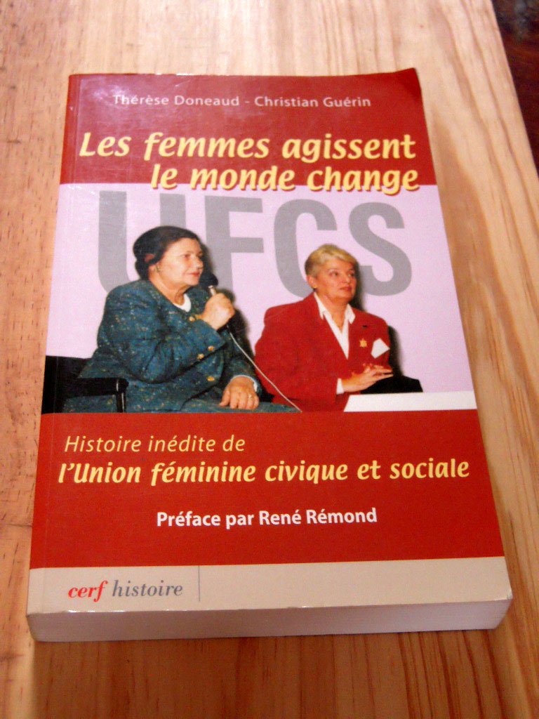 Les Femmes agissent, le monde change book