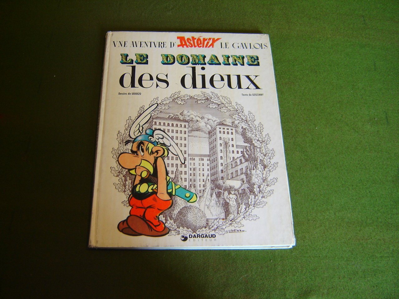 Mansions of the Gods (Une aventure d'Asterix) Novels & Short Stories
