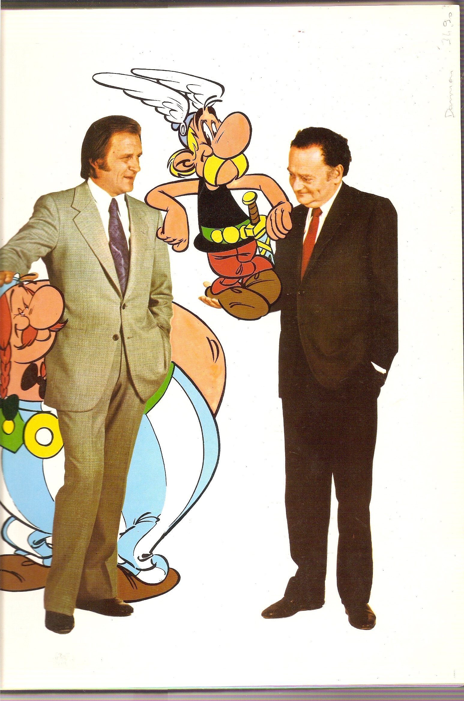 Le Cadeau de César La Grande traversée Obélix et compagnie Les 12 travaux d'Astérix (Les Aventures d'Astérix) book