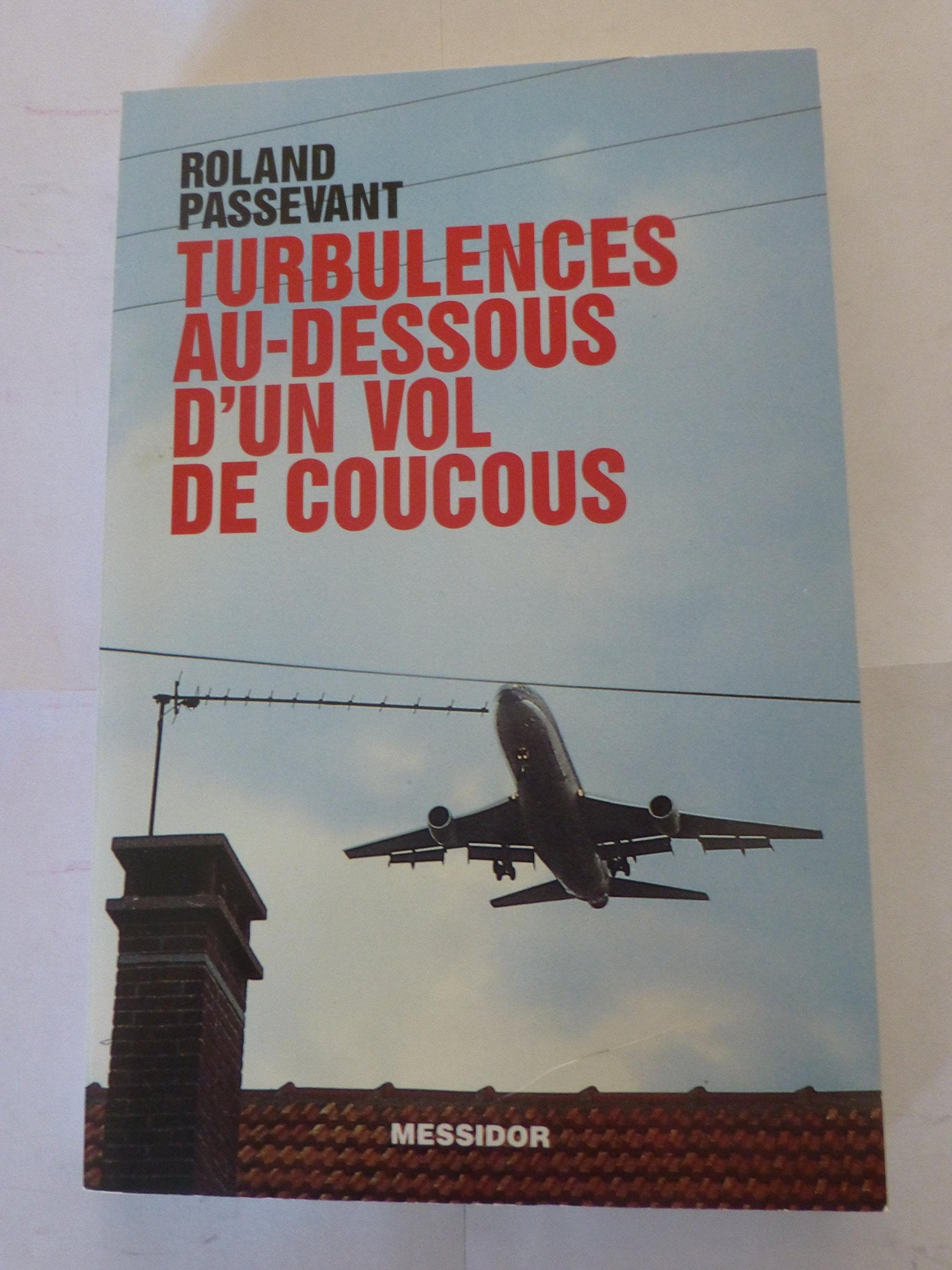Turbulences au-dessous d'un vol de coucous book