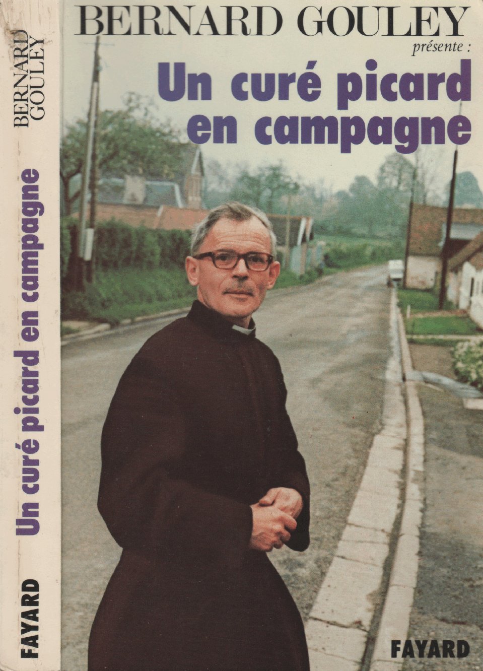 Un Curé picard en campagne : extraits du bulletin paroissial de Domqueur book