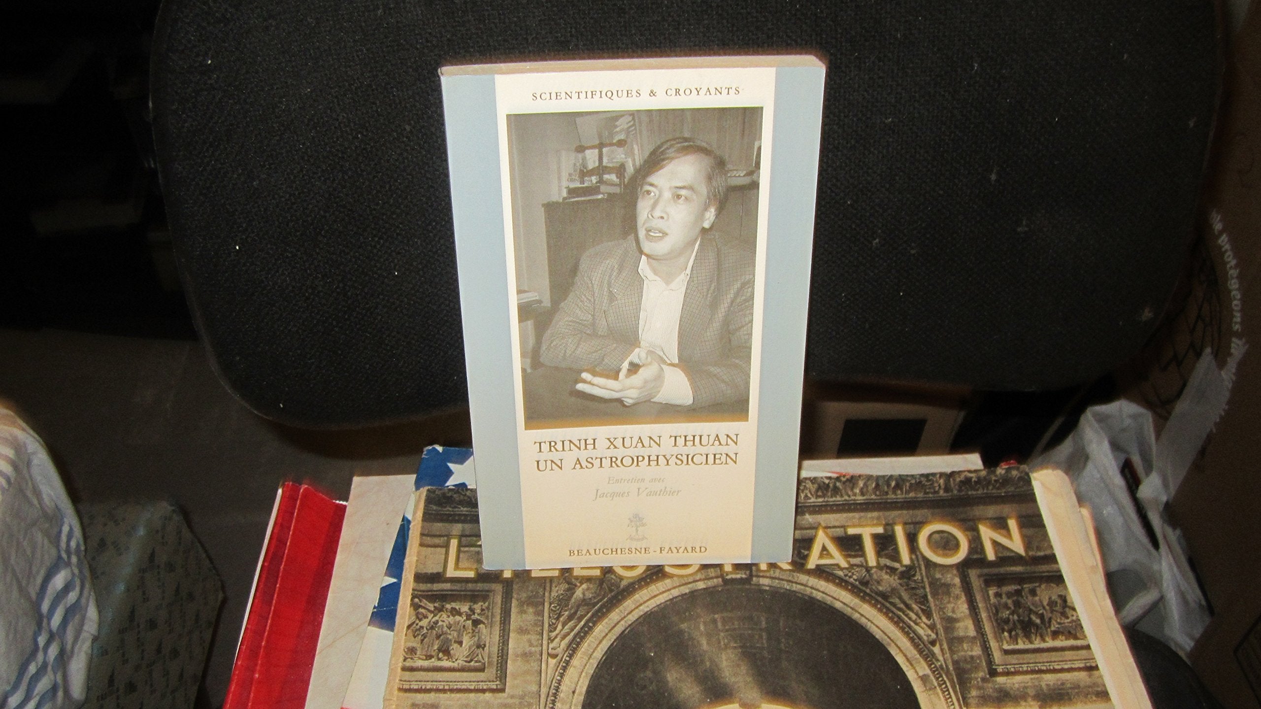 Un astrophysicien: Entretiens avec Jacques Vauthier Essays & Short Stories