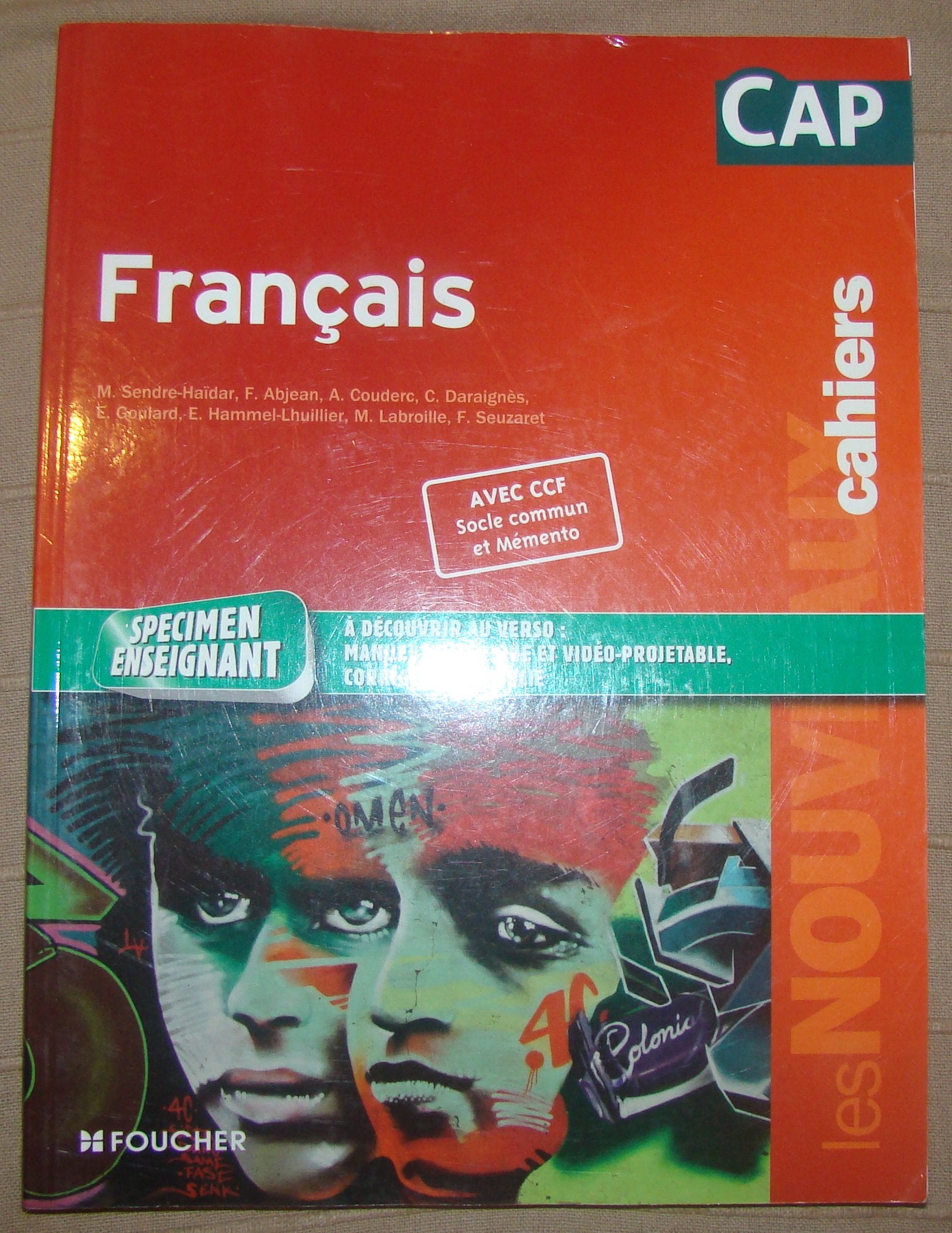 Les Nouveaux Cahiers Français CAP book